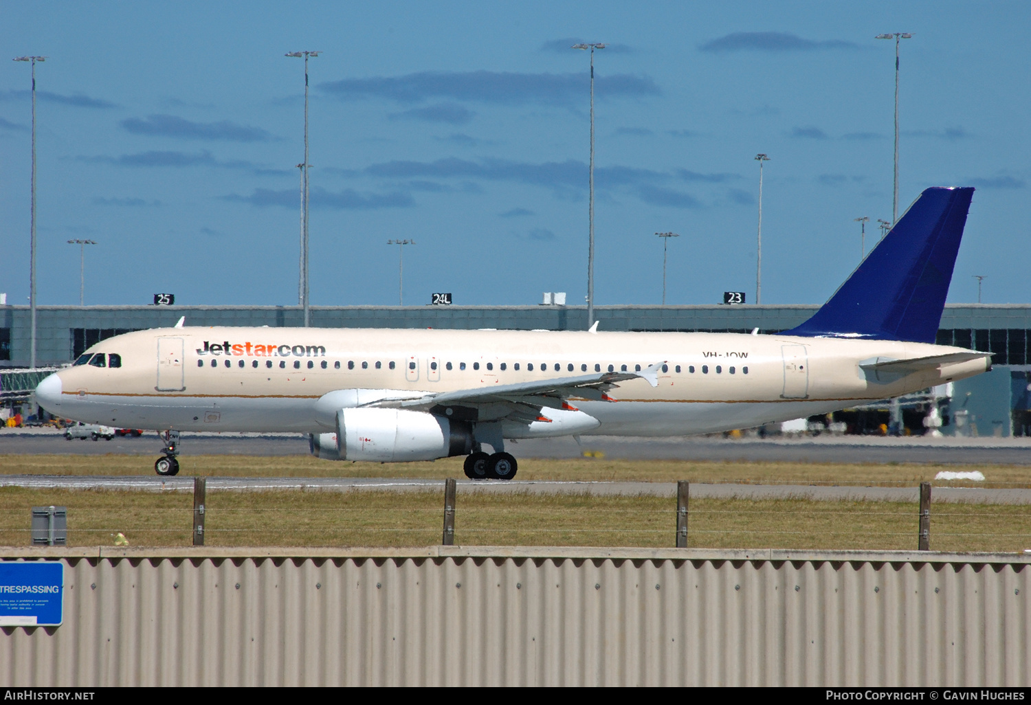 Aircraft Photo of VH-JQW | Airbus A320-232 | Jetstar Airways | AirHistory.net #383175