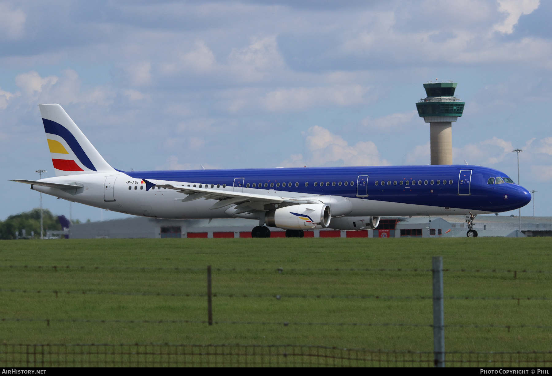 Aircraft Photo of YR-ADI | Airbus A321-231 | Air Moldova | AirHistory.net #383180