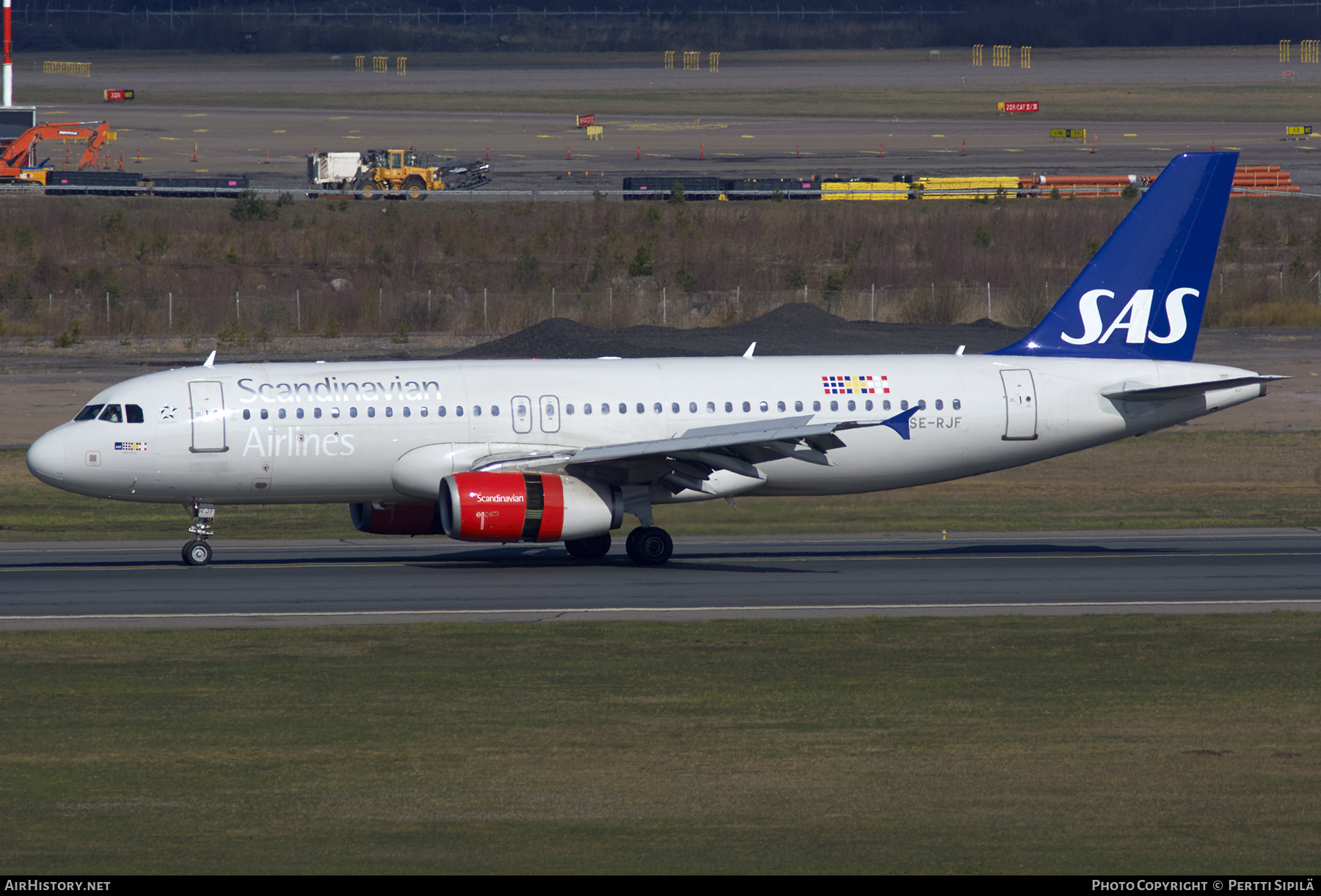 Aircraft Photo of SE-RJF | Airbus A320-232 | Scandinavian Airlines - SAS | AirHistory.net #383204