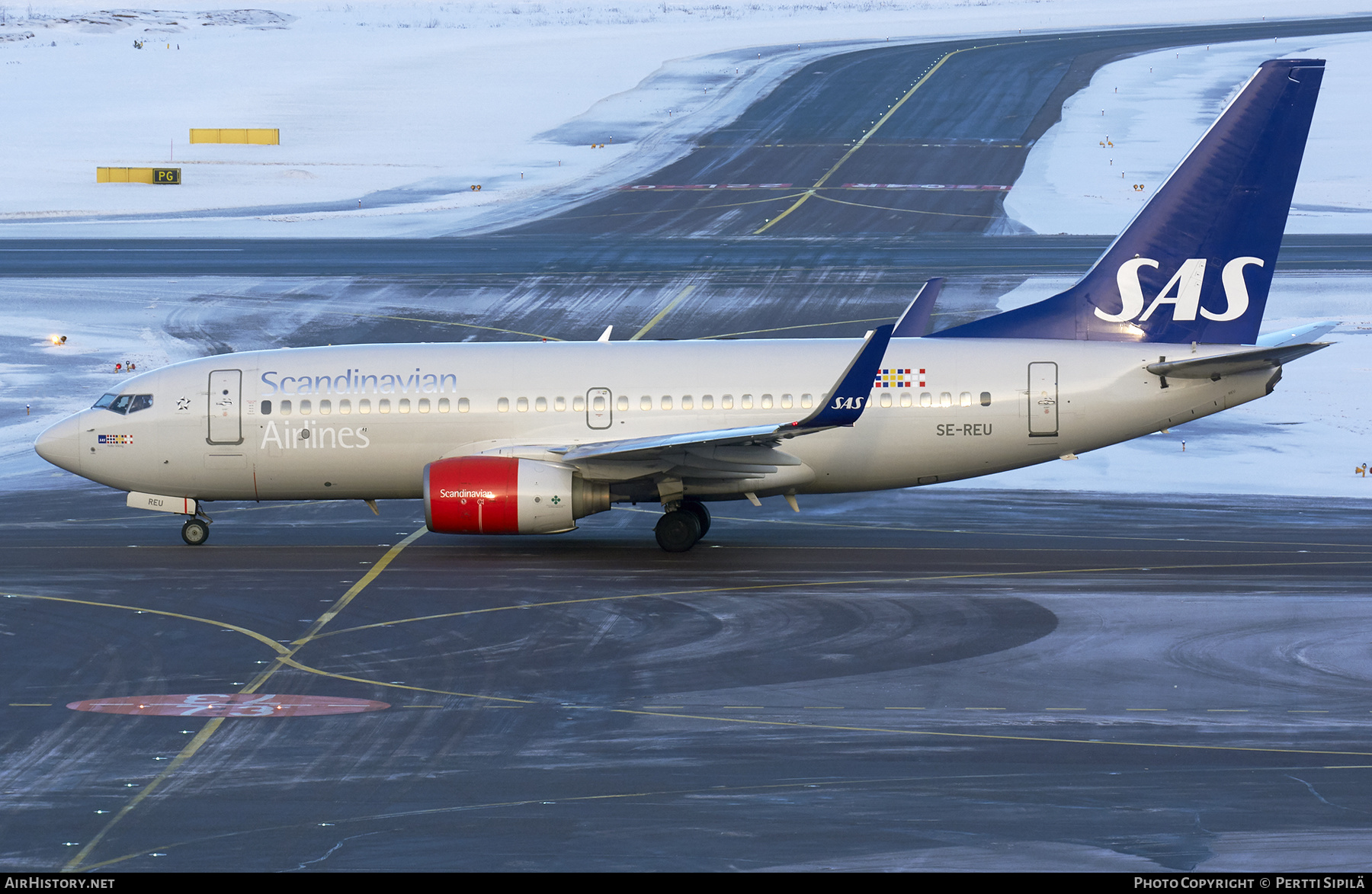 Aircraft Photo of SE-REU | Boeing 737-76N | Scandinavian Airlines - SAS | AirHistory.net #383218