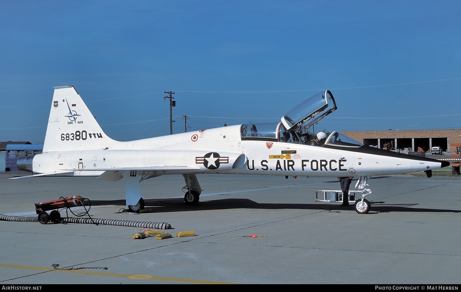 Aircraft Photo of 66-8380 / 68380 | Northrop T-38A Talon | USA - Air Force | AirHistory.net #383242