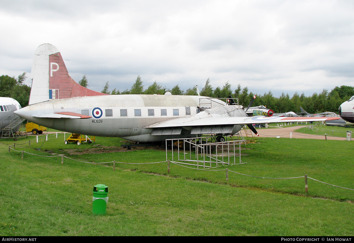 Aircraft Photo of WL626 | Vickers 668 Varsity T.1 | UK - Air Force | AirHistory.net #383284