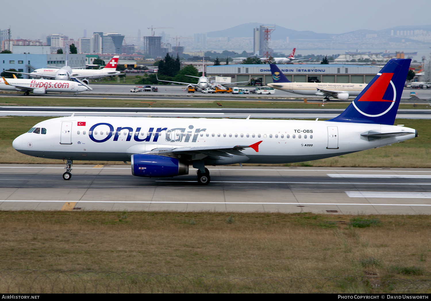 Aircraft Photo of TC-OBS | Airbus A320-232 | Onur Air | AirHistory.net #383333