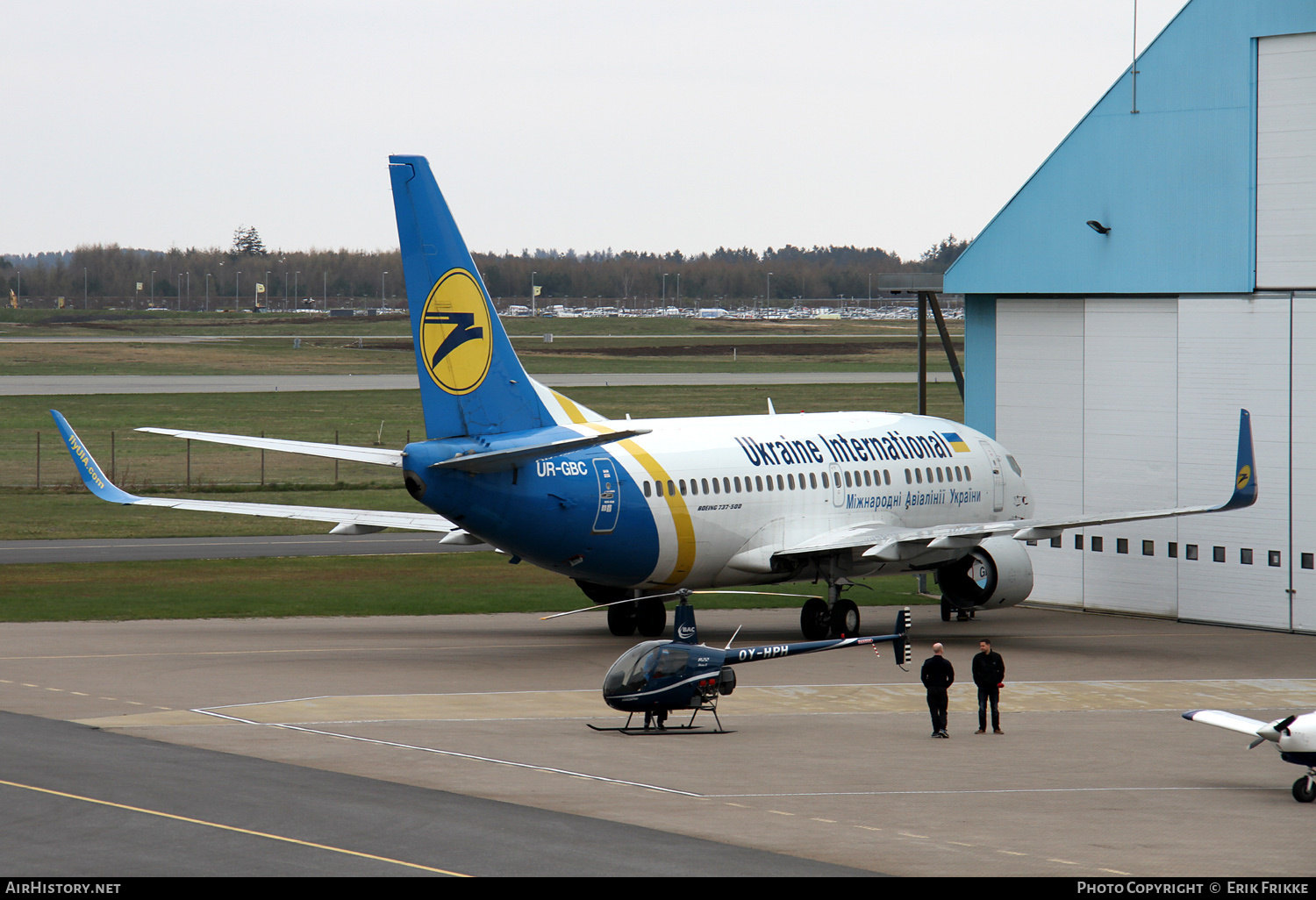 Aircraft Photo of UR-GBC | Boeing 737-5L9 | Ukraine International Airlines | AirHistory.net #383395