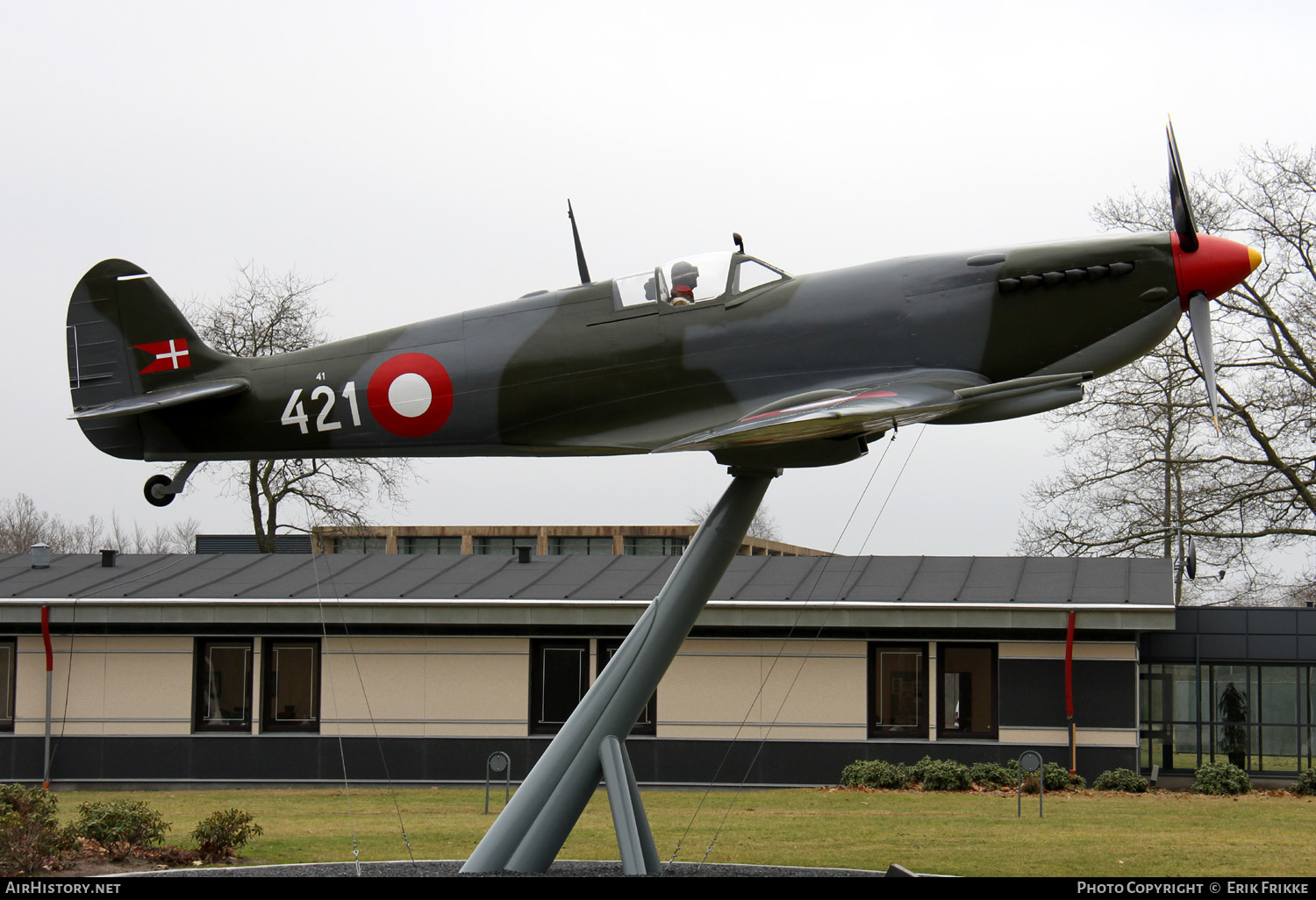 Aircraft Photo of 41-421 | Supermarine 361 Spitfire LF9 (model) | Denmark - Air Force | AirHistory.net #383397