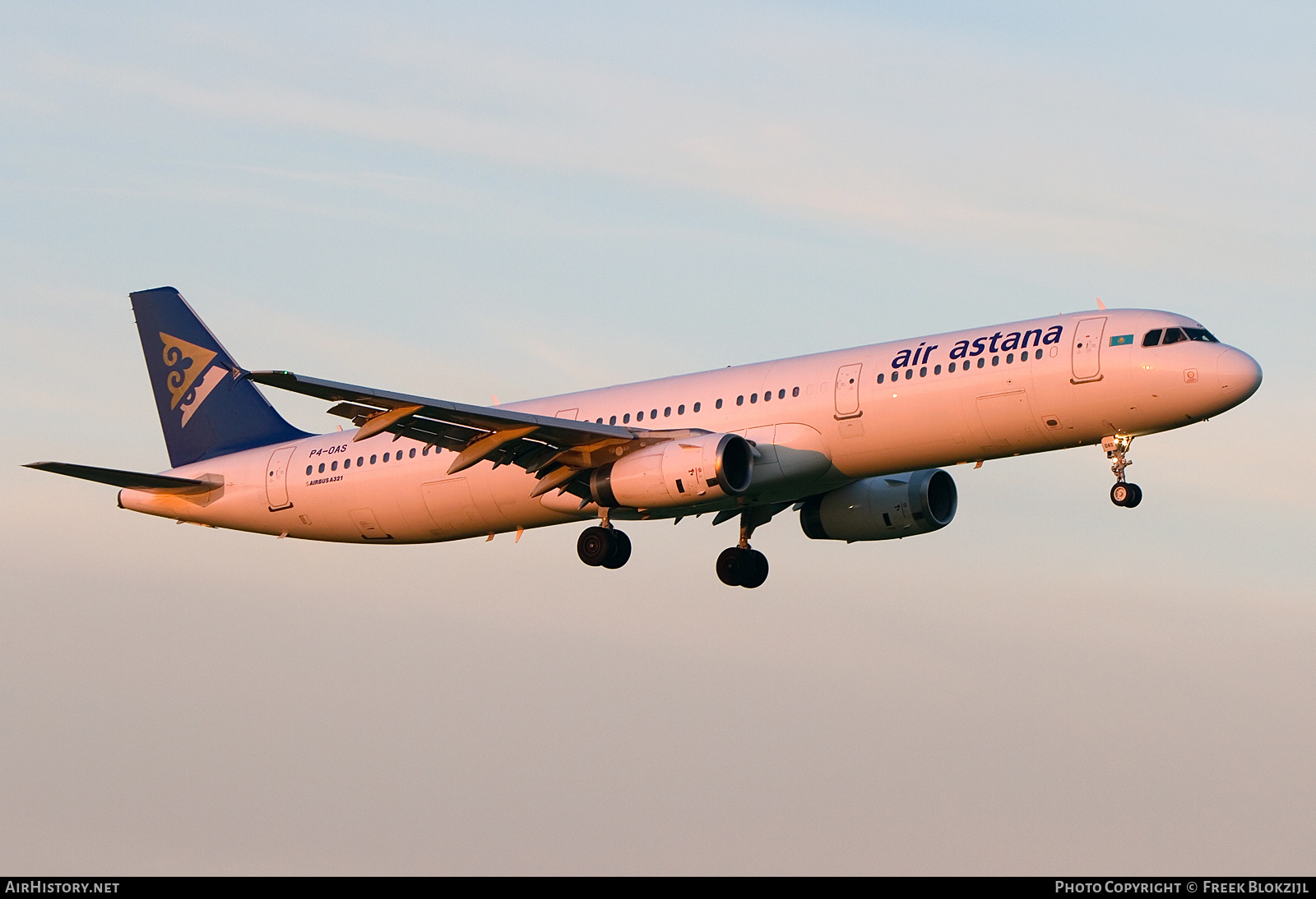 Aircraft Photo of P4-OAS | Airbus A321-131 | Air Astana | AirHistory.net #383415