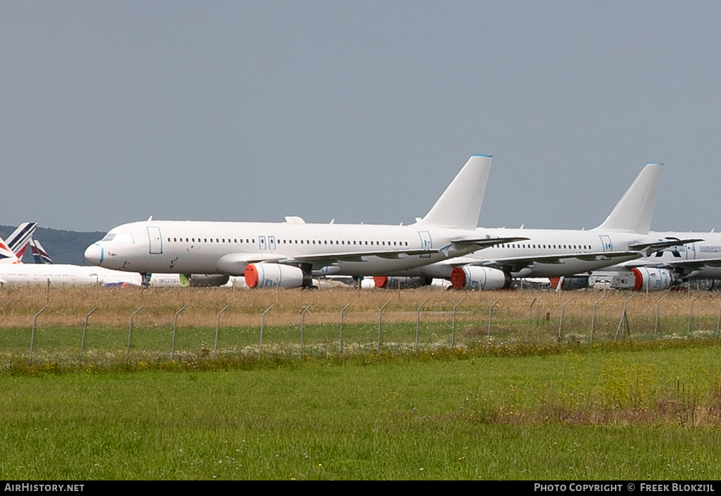 Aircraft Photo of LY-NVV | Airbus A320-232 | AirHistory.net #383421