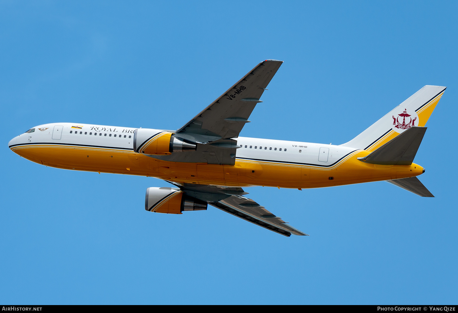 Aircraft Photo of V8-MHB | Boeing 767-27G/ER | Royal Brunei Airlines | AirHistory.net #383498