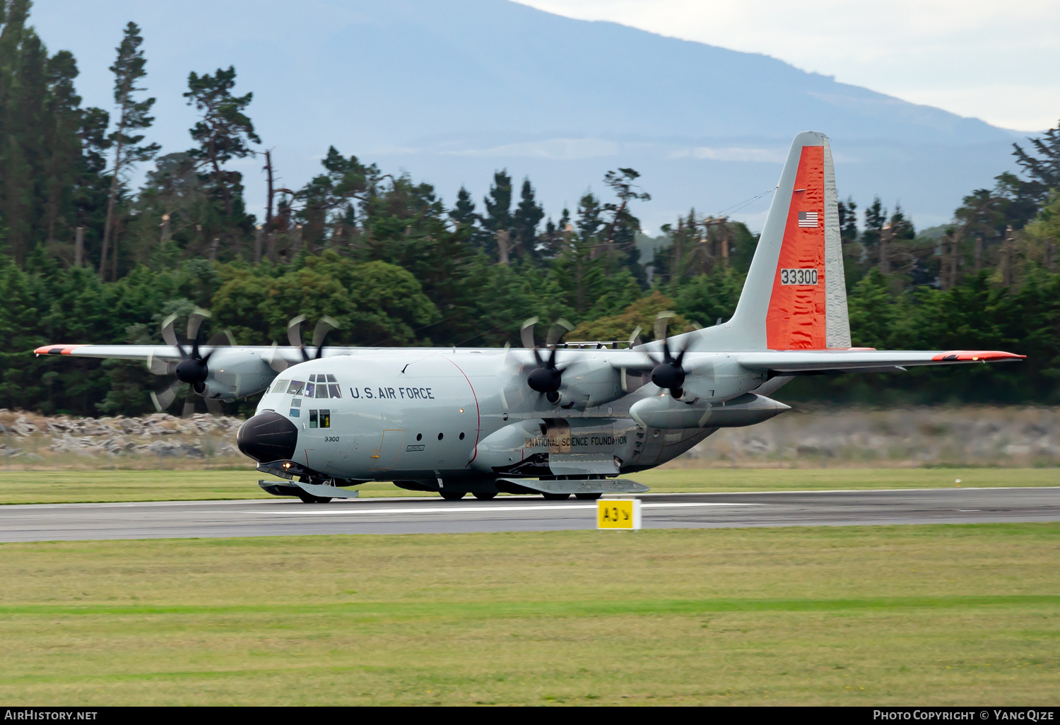 Aircraft Photo of 73-3300 / 33300 | Lockheed LC-130H Hercules (L-382) | USA - Air Force | AirHistory.net #383507