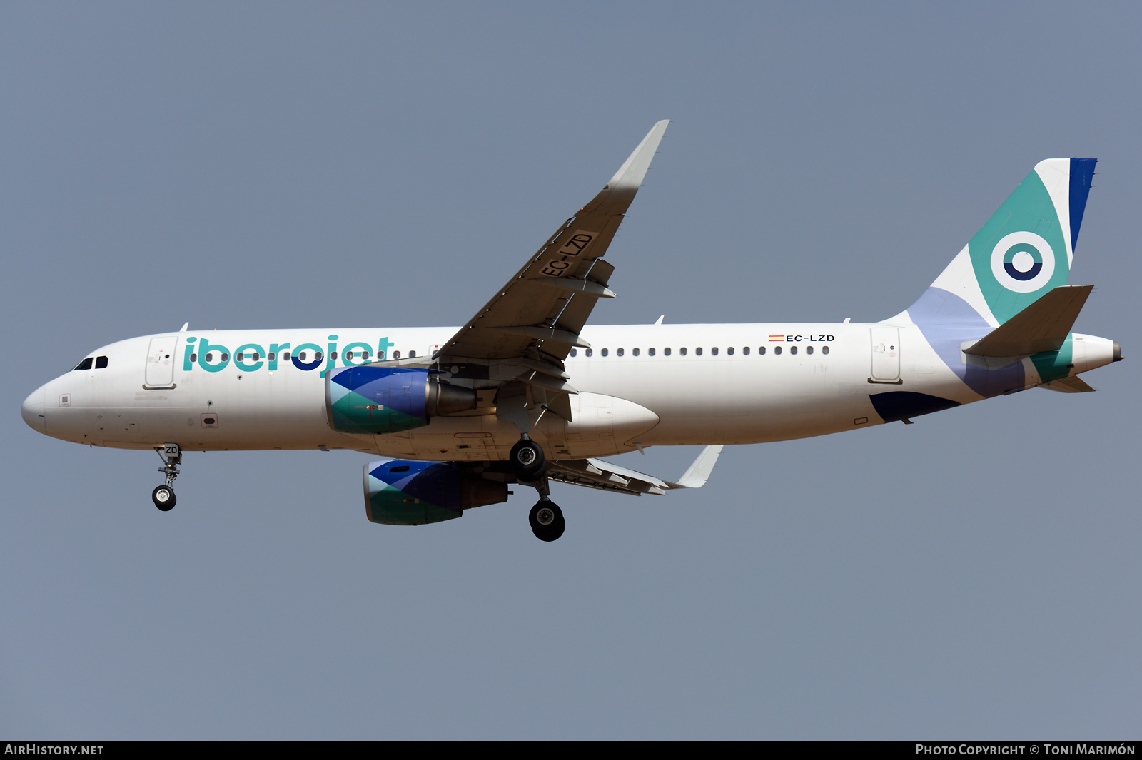 Aircraft Photo of EC-LZD | Airbus A320-214 | Iberojet | AirHistory.net #383554