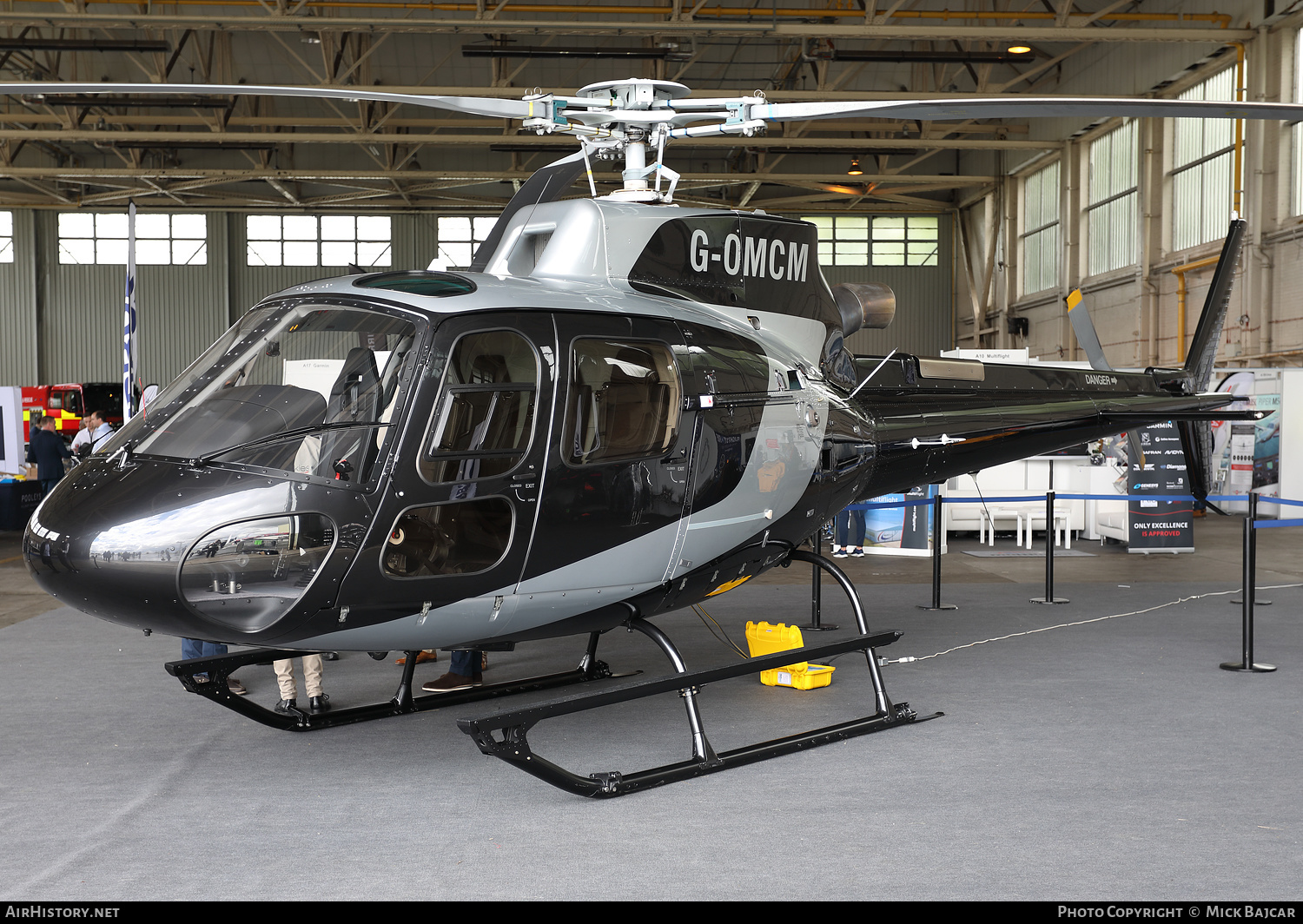 Aircraft Photo of G-OMCM | Aerospatiale AS-350B-3 Ecureuil | AirHistory.net #383559