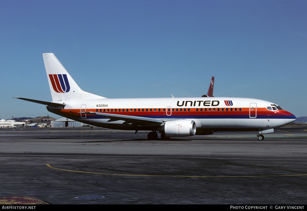 Aircraft Photo of N320UA | Boeing 737-322 | United Airlines | AirHistory.net #383652