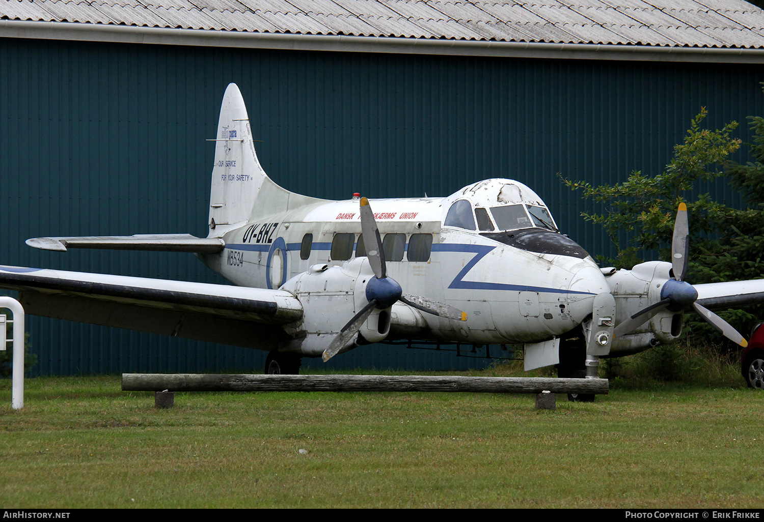 Aircraft Photo of OY-BHZ / WB534 | De Havilland D.H. 104 Dove 8 | Dansk Faldskærms Union | AirHistory.net #383664
