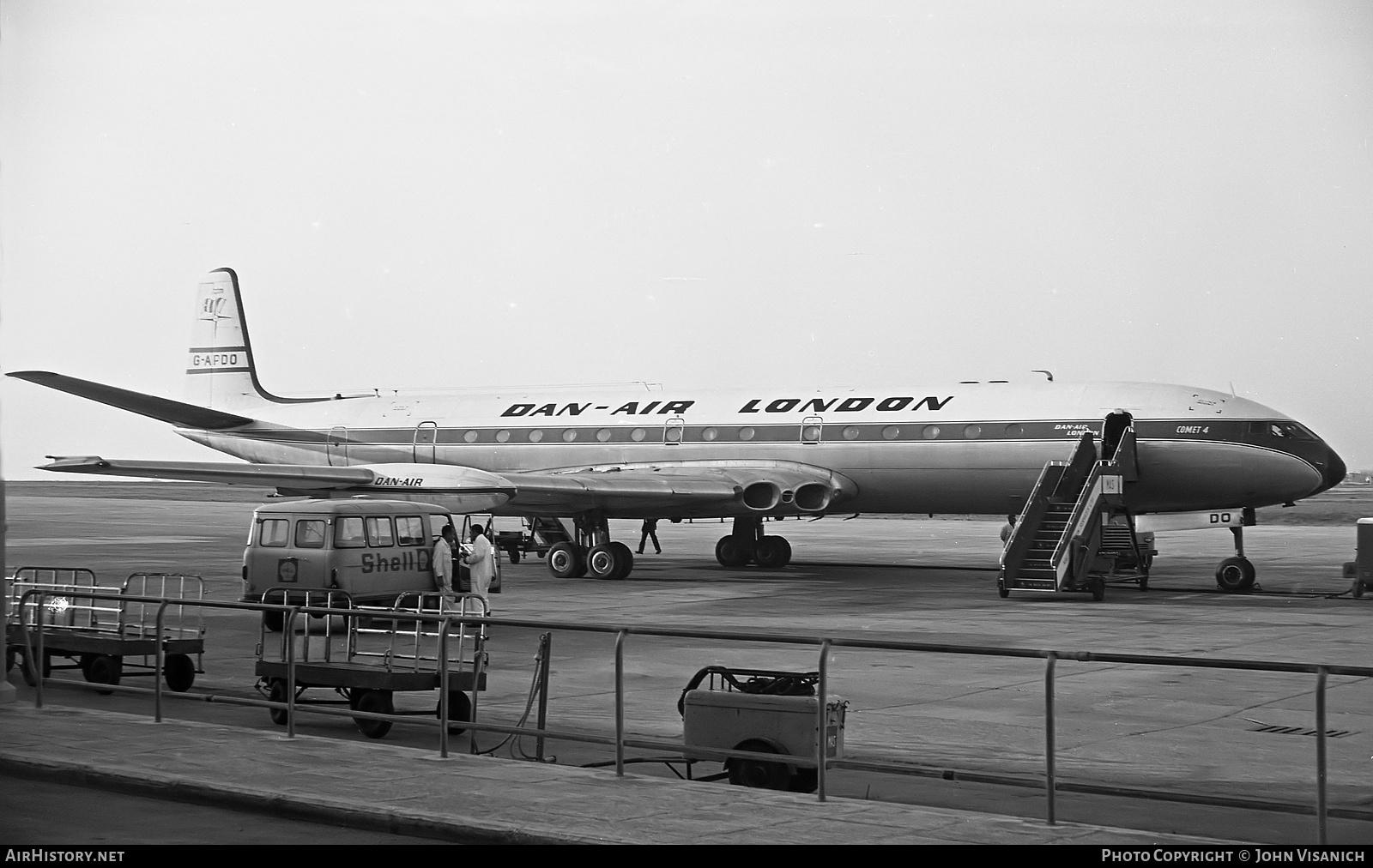 Aircraft Photo of G-APDO | De Havilland D.H. 106 Comet 4 | Dan-Air London | AirHistory.net #383687