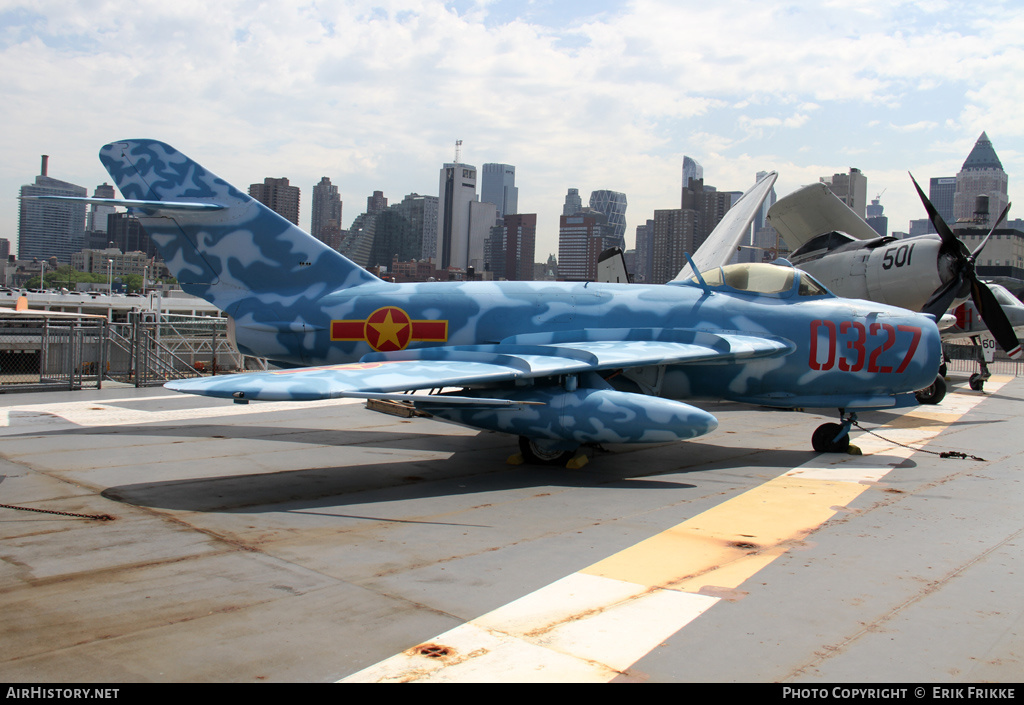 Aircraft Photo of 0327 | PZL-Mielec Lim-5 (MiG-17F) | Vietnam - Air Force | AirHistory.net #383895