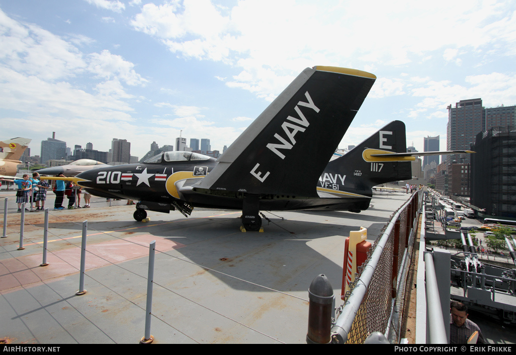 Aircraft Photo of 141117 | Grumman F-9J (F9F-8) Cougar | USA - Navy | AirHistory.net #383905