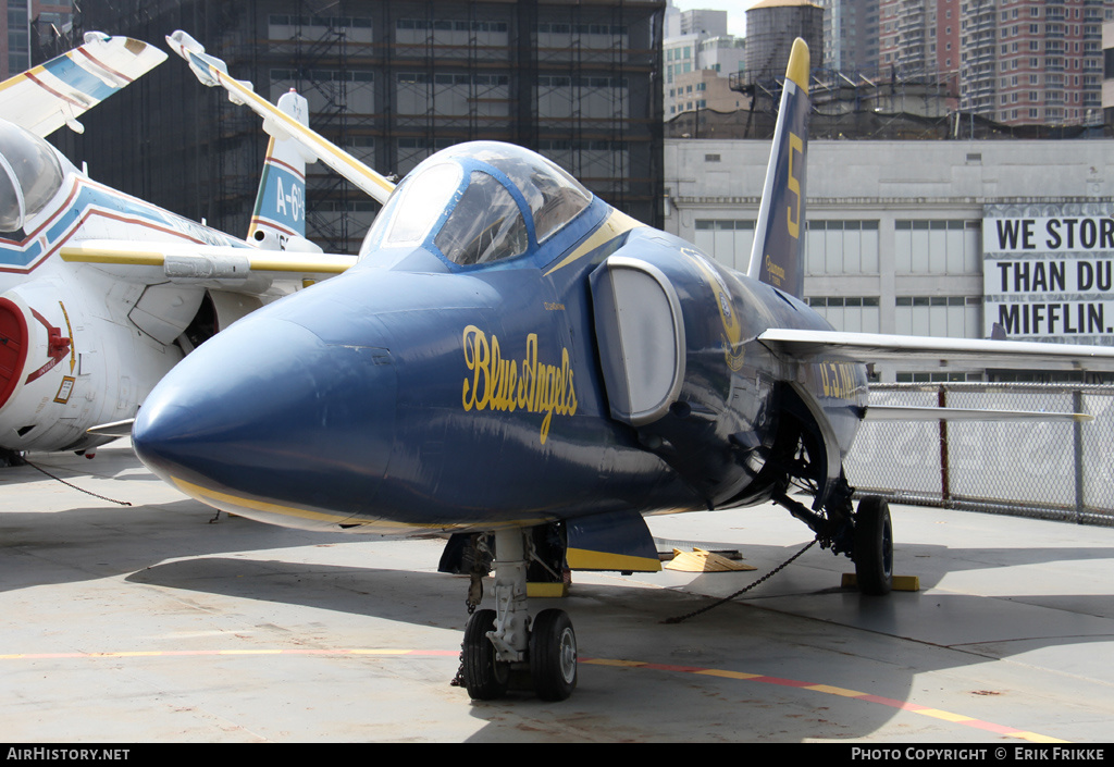 Aircraft Photo of 141884 | Grumman F-11A Tiger (F11F-1) | USA - Navy | AirHistory.net #383906