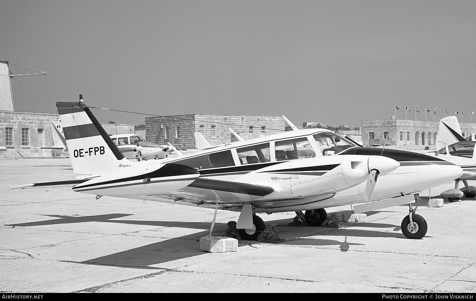 Aircraft Photo of OE-FPB | Piper PA-30-160 Twin Comanche B | AirHistory.net #383943