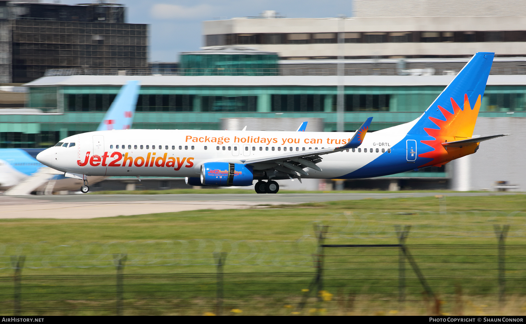 Aircraft Photo of G-DRTL | Boeing 737-8AL | Jet2 Holidays | AirHistory.net #384046