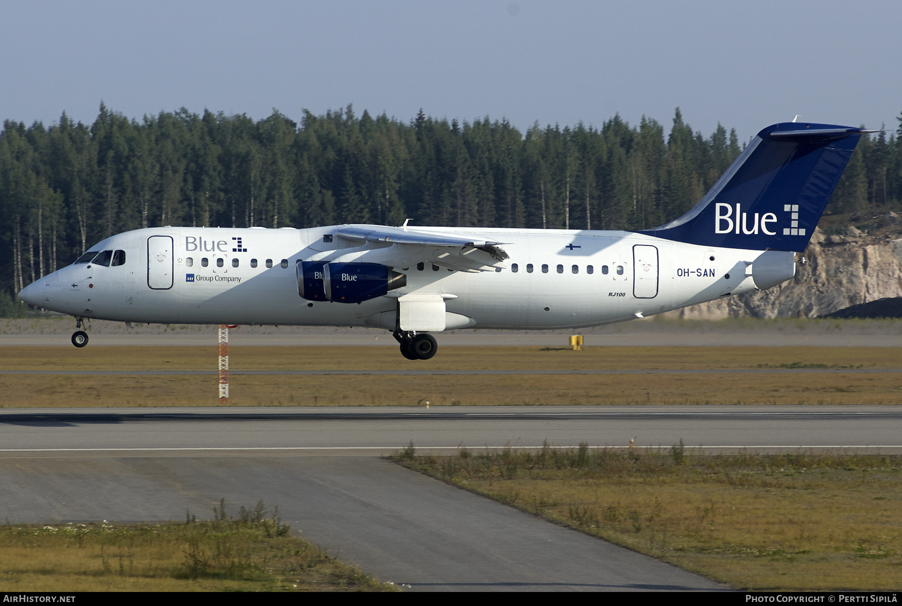 Aircraft Photo of OH-SAN | BAE Systems Avro 146-RJ100 | Blue1 | AirHistory.net #384056