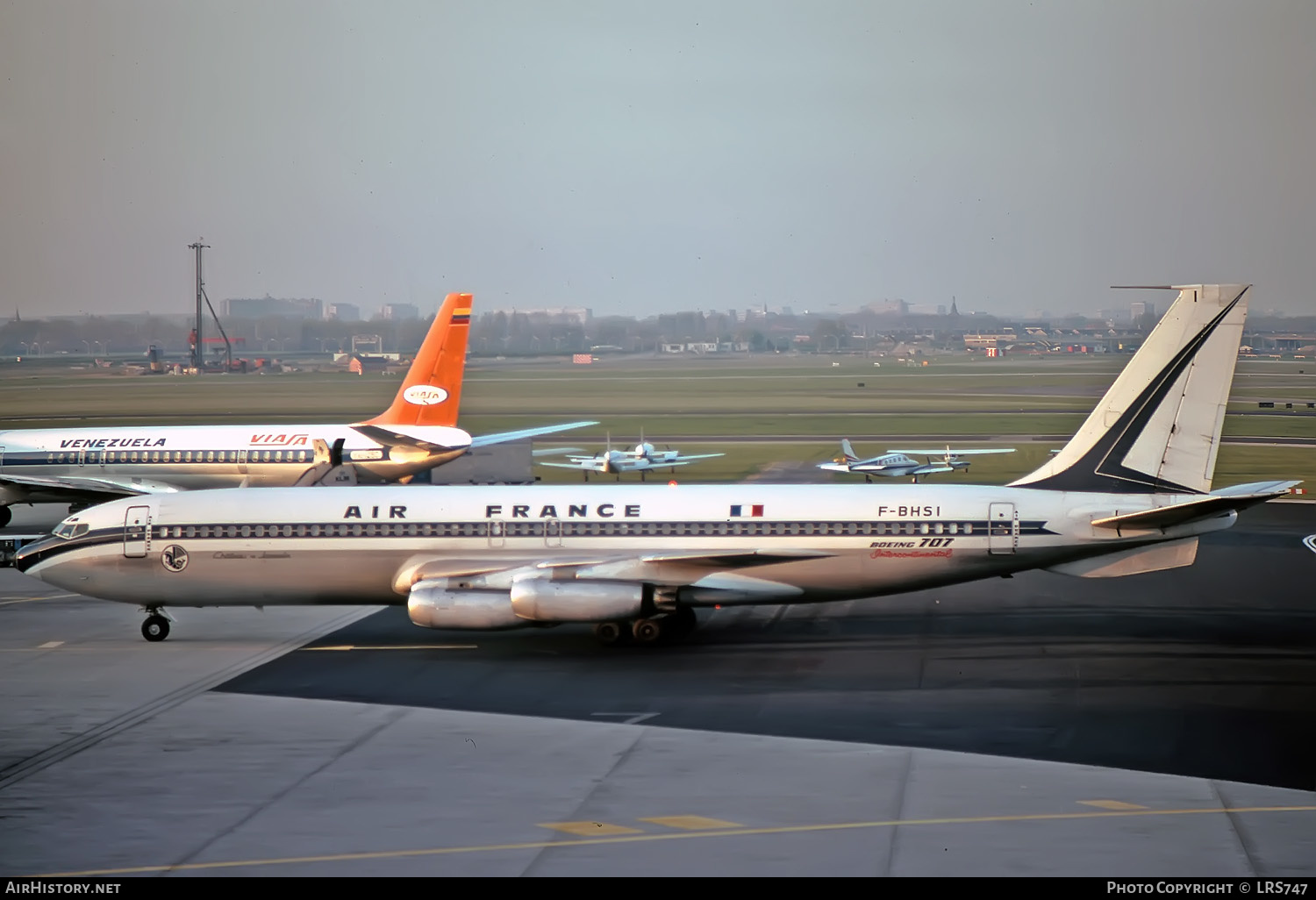 Aircraft Photo of F-BHSI | Boeing 707-328 | Air France | AirHistory.net #384115