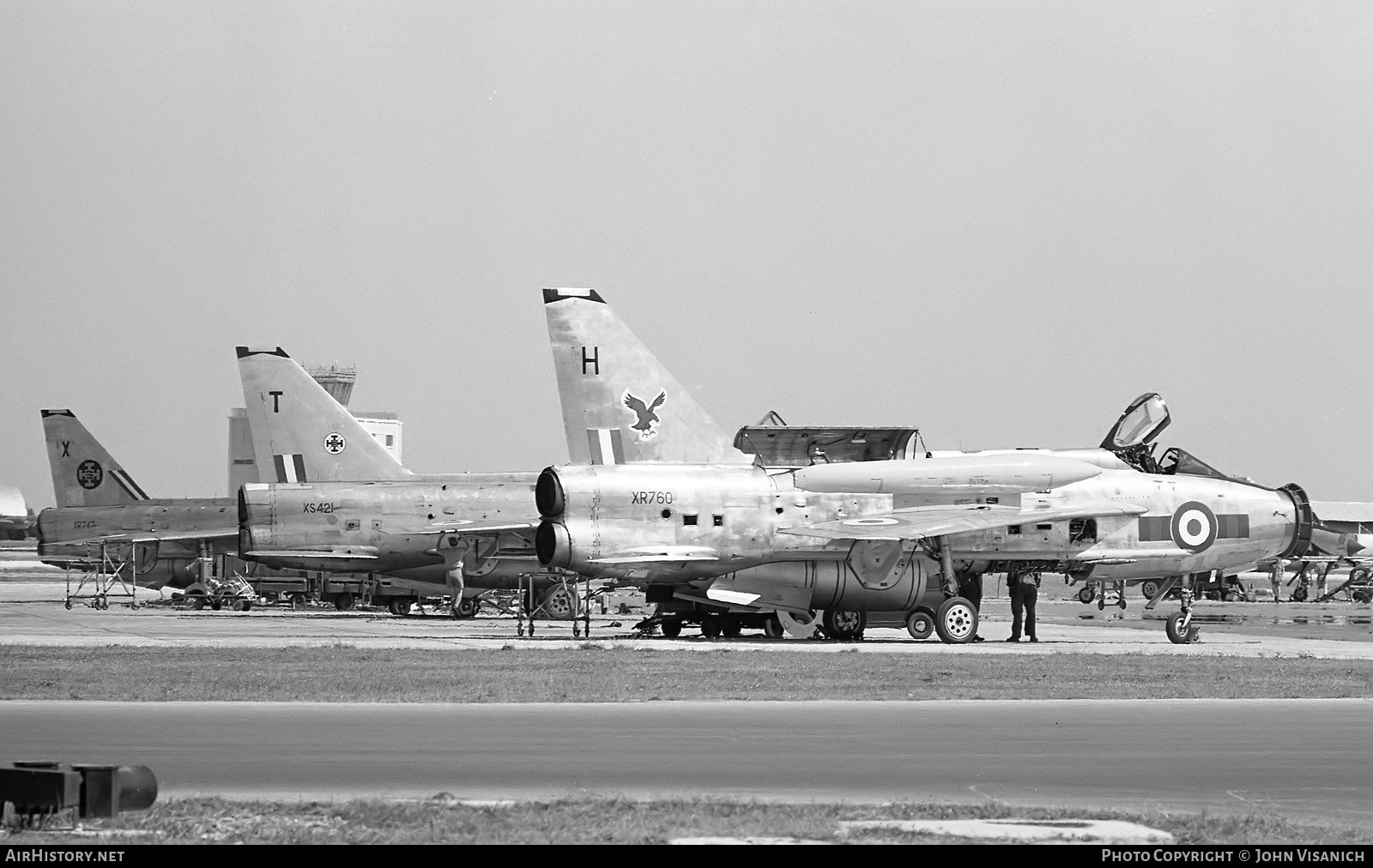 Aircraft Photo of XR760 | English Electric Lightning F6 | UK - Air Force | AirHistory.net #384189