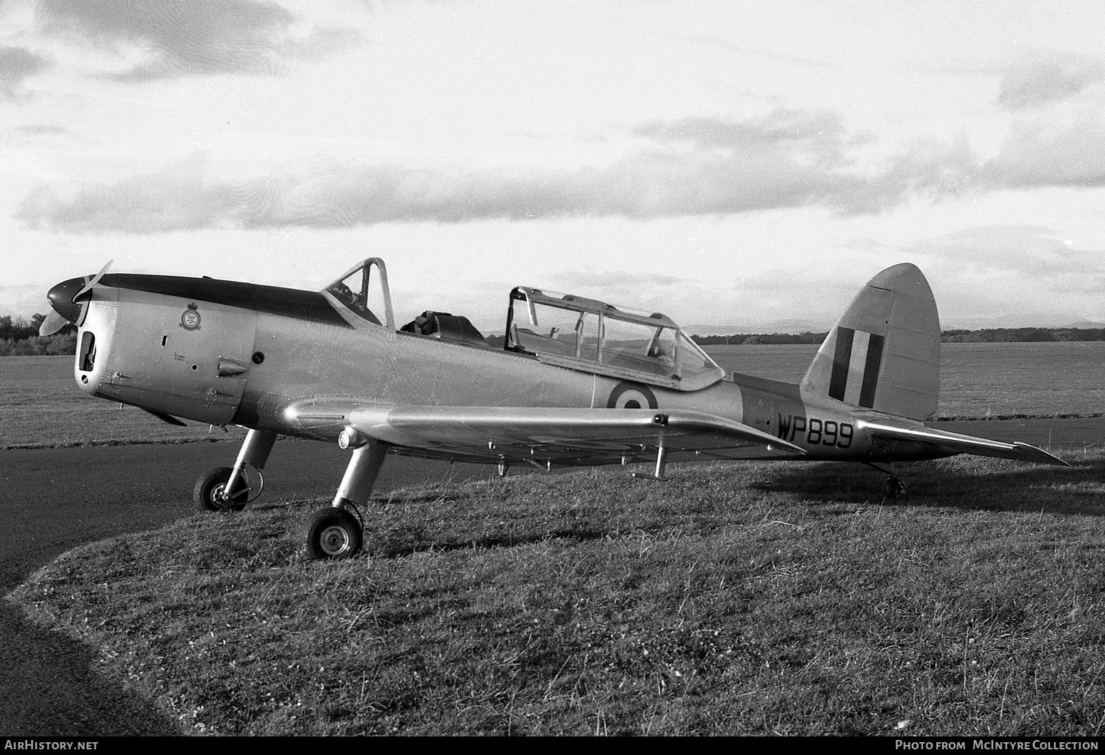Aircraft Photo of WP899 | De Havilland DHC-1 Chipmunk T10 | UK - Air Force | AirHistory.net #384457