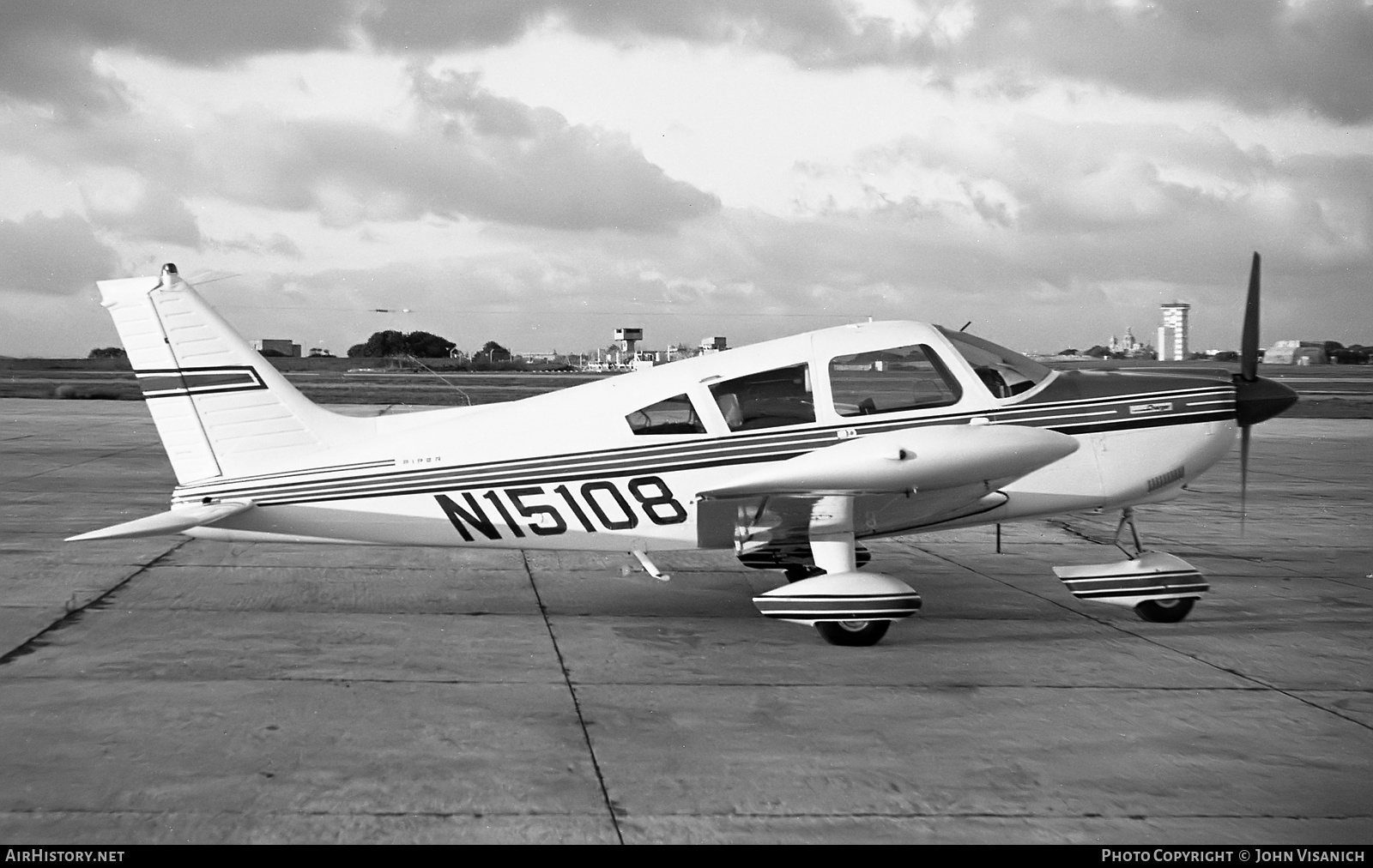 Aircraft Photo of N15108 | Piper PA-28-235 Cherokee Charger | AirHistory.net #384477