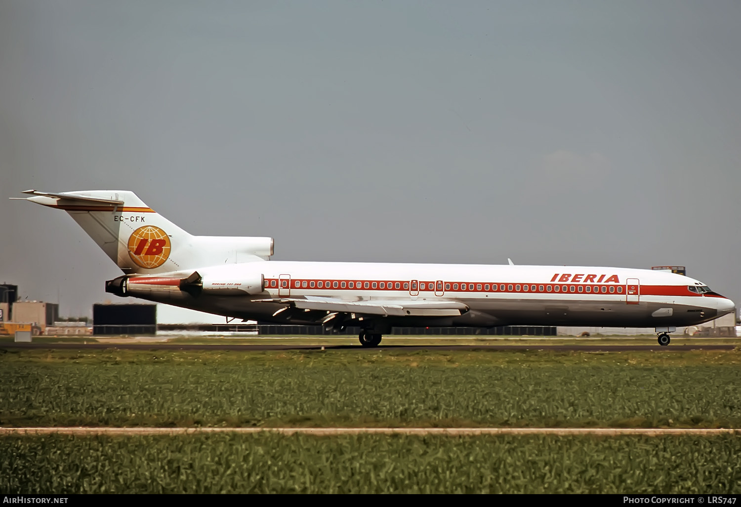 Aircraft Photo of EC-CFK | Boeing 727-256/Adv | Iberia | AirHistory.net #384507
