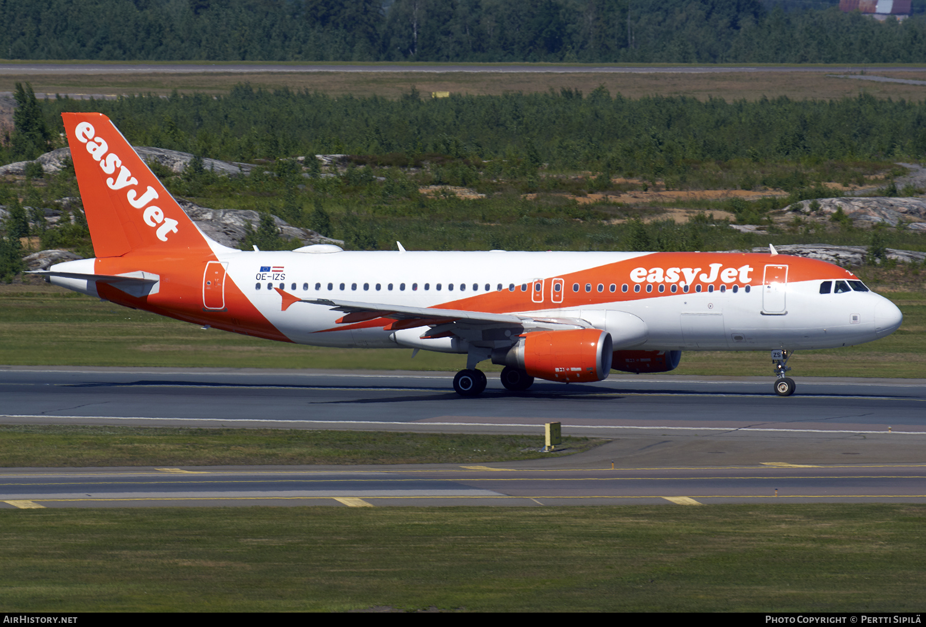 Aircraft Photo of OE-IZS | Airbus A320-214 | EasyJet | AirHistory.net #384523