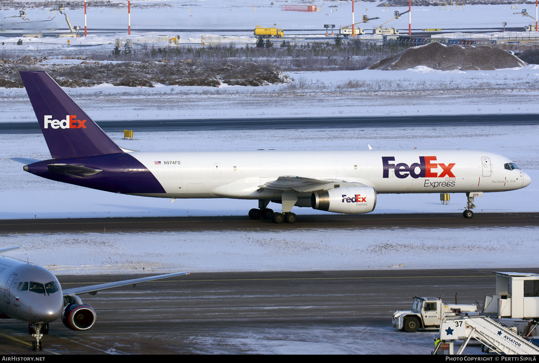 Aircraft Photo of N974FD | Boeing 757-2Y0(PCC) | FedEx Express - Federal Express | AirHistory.net #384530