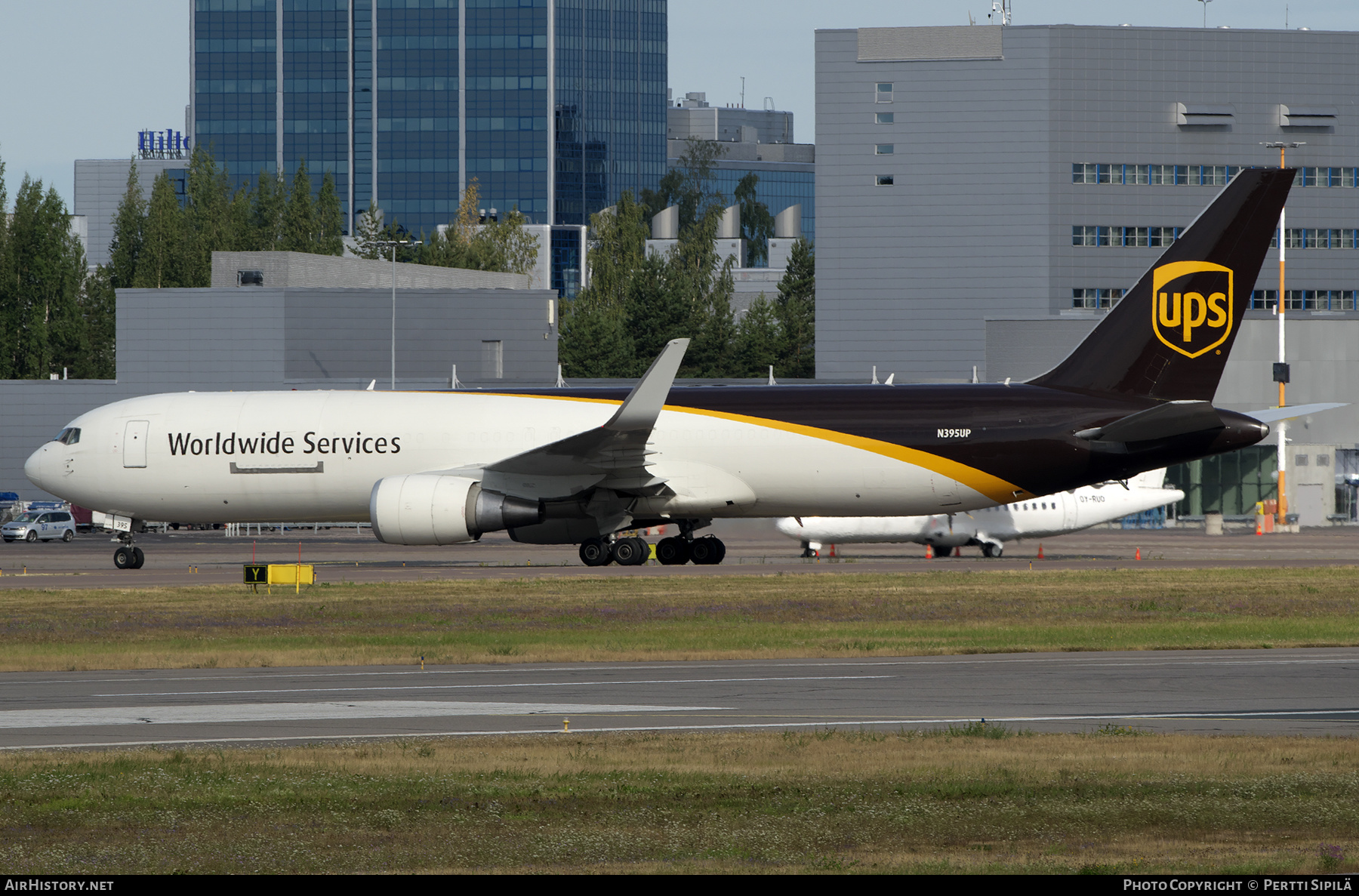 Aircraft Photo of N395UP | Boeing 767-316/ER(BDSF) | United Parcel Service - UPS | AirHistory.net #384536