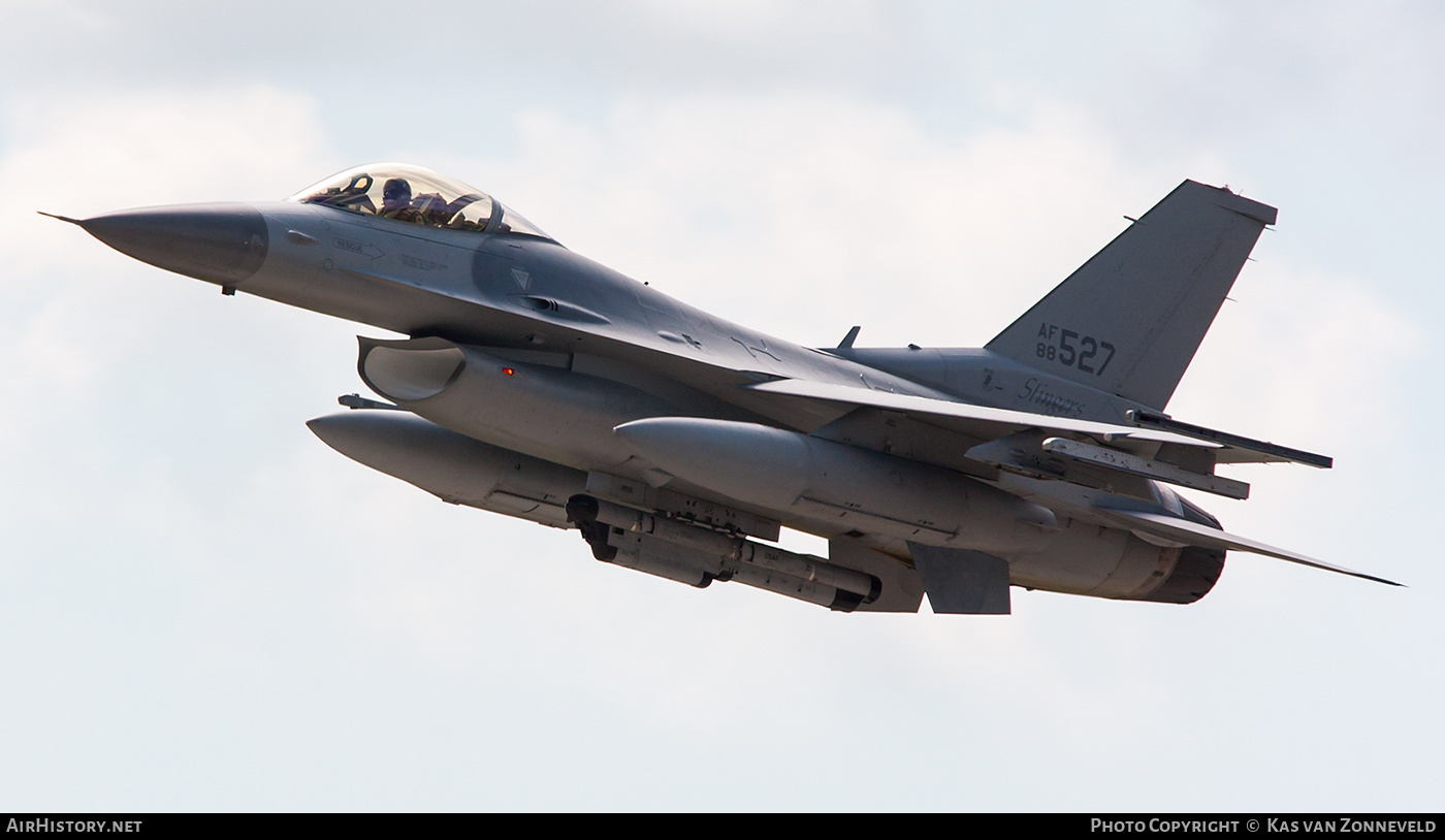Aircraft Photo of 88-0527 / AF88-527 | General Dynamics F-16C Fighting Falcon | USA - Air Force | AirHistory.net #384554