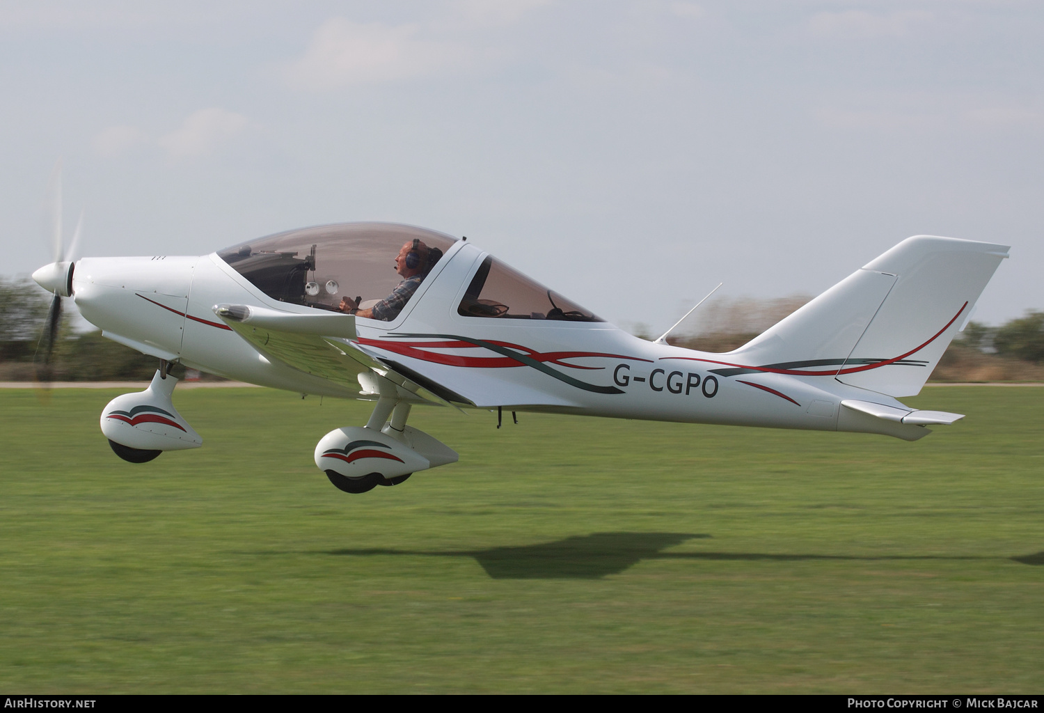 Aircraft Photo of G-CGPO | TL-Ultralight TL-2000UK Sting Carbon | AirHistory.net #384617