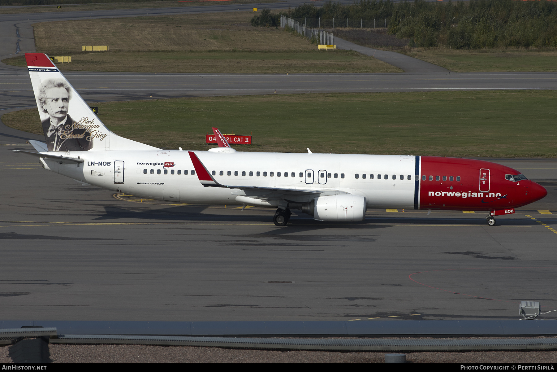 Aircraft Photo of LN-NOB | Boeing 737-8FZ | Norwegian | AirHistory.net #384619