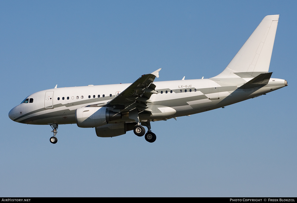 Aircraft Photo of LX-GJC | Airbus ACJ318 (A318-112/CJ) | AirHistory.net #384704