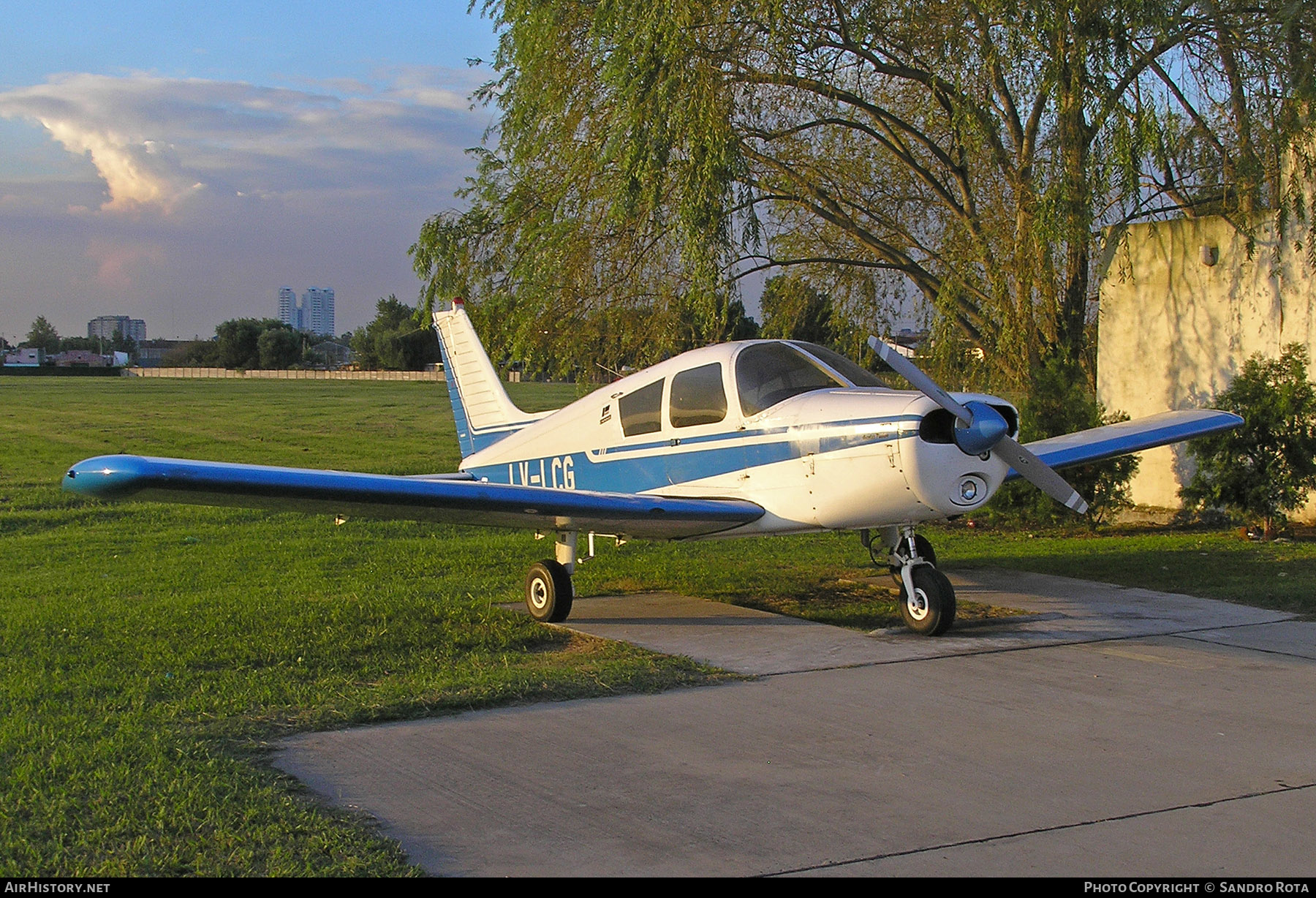 Aircraft Photo of LV-LCG | Piper PA-28-180 Cherokee E | AirHistory.net #384740