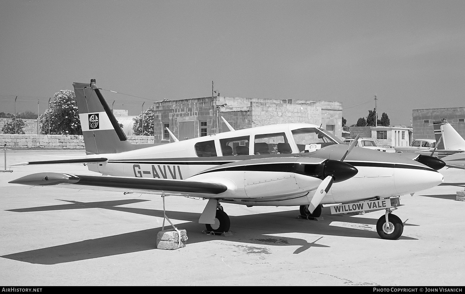 Aircraft Photo of G-AVVI | Piper PA-30-160 Twin Comanche B | AirHistory.net #384747