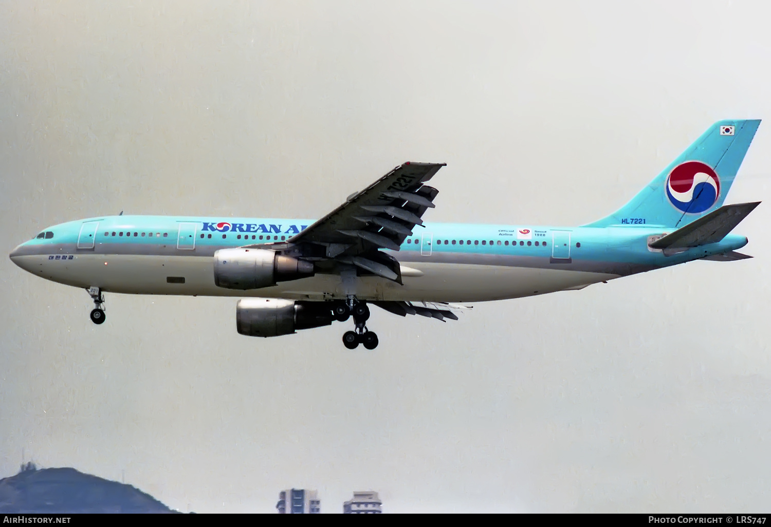 Aircraft Photo of HL7221 | Airbus A300B4-103 | Korean Air | AirHistory.net #384839