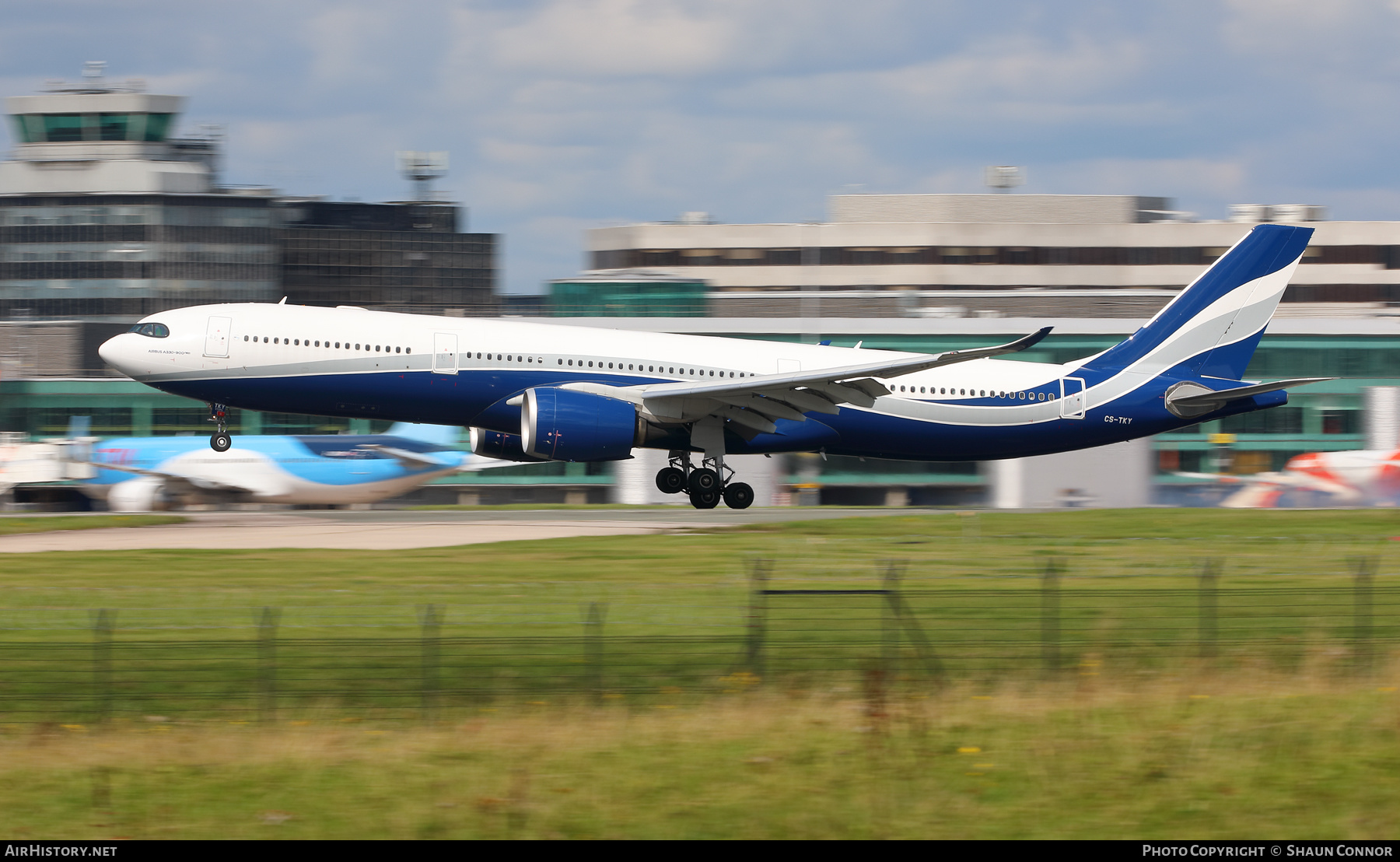 Aircraft Photo of CS-TKY | Airbus A330-941N | AirHistory.net #384859