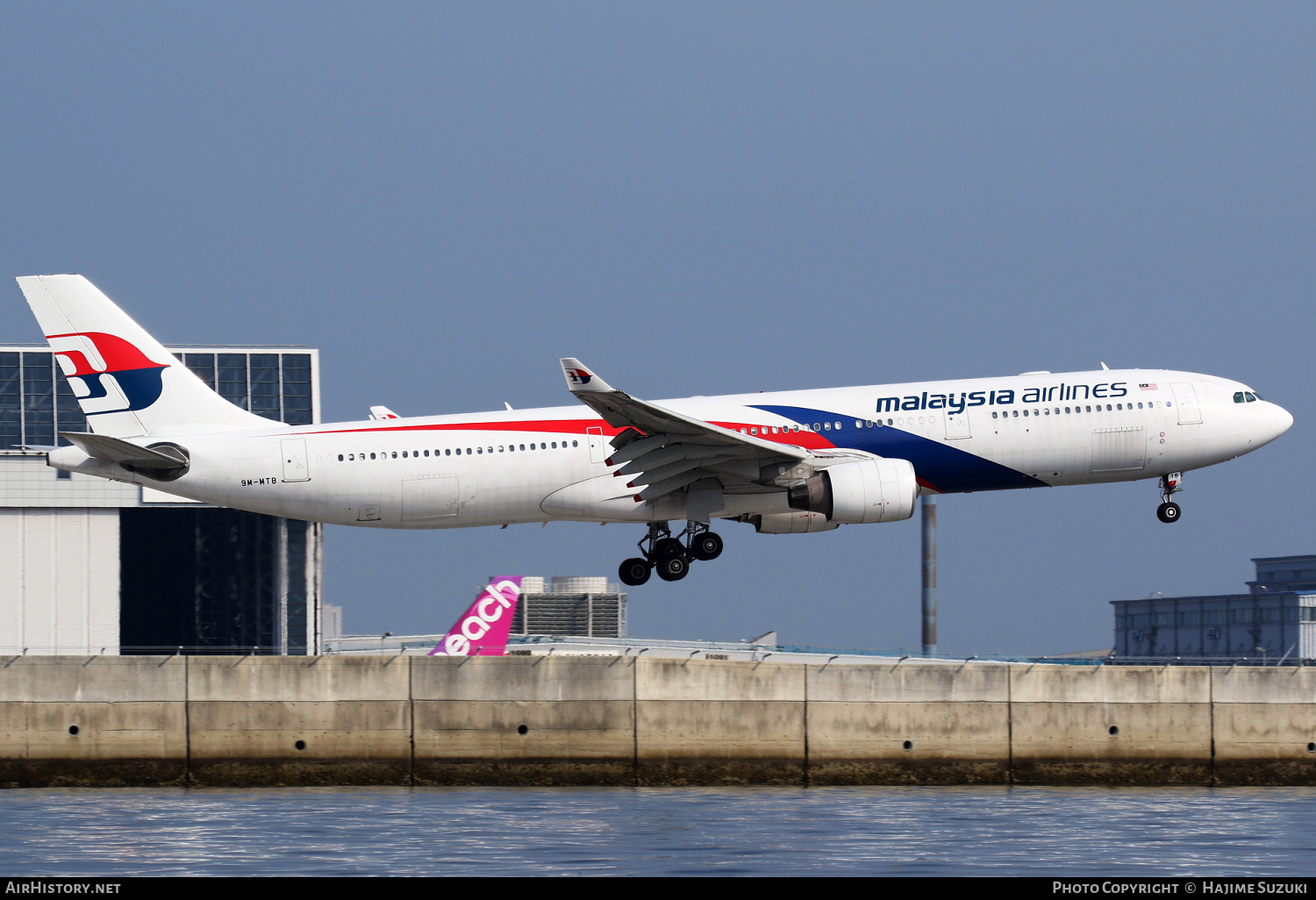 Aircraft Photo of 9M-MTB | Airbus A330-323 | Malaysia Airlines | AirHistory.net #384948