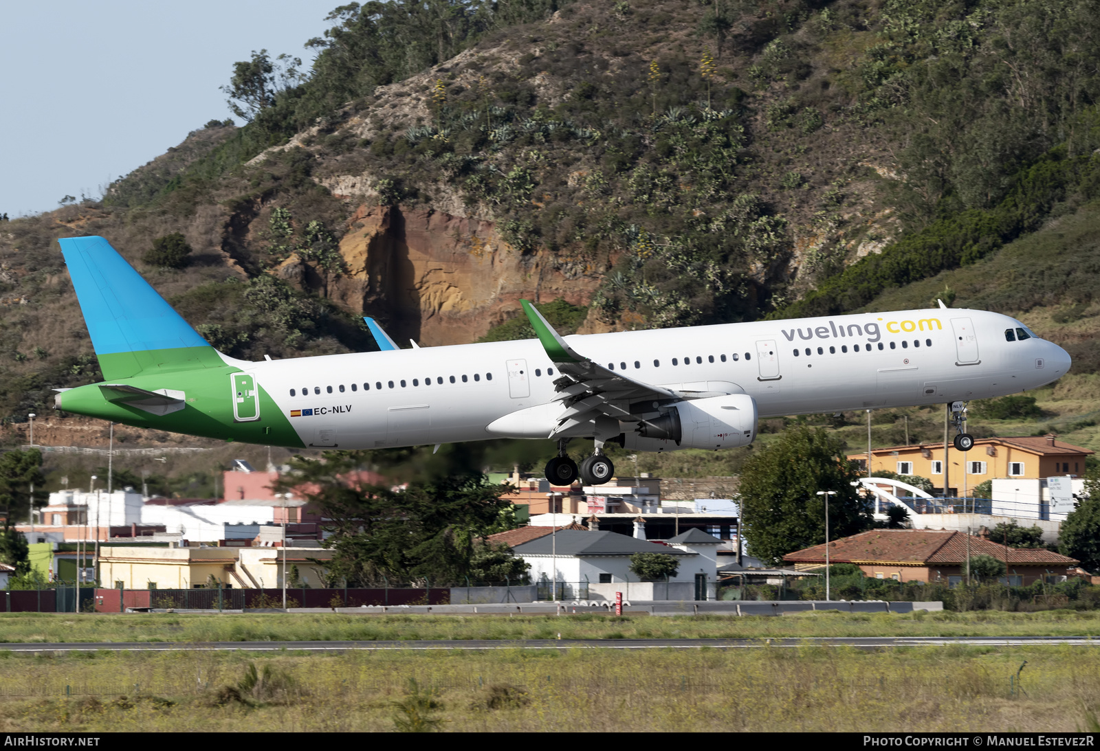 Aircraft Photo of EC-NLV | Airbus A321-211 | Vueling Airlines | AirHistory.net #384971