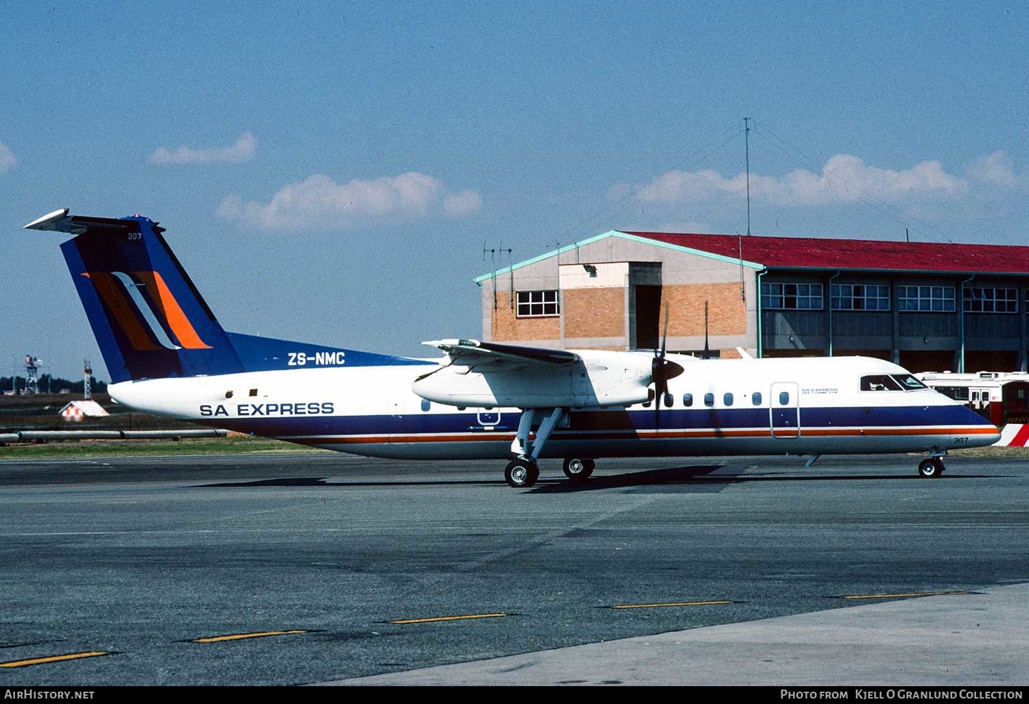 Aircraft Photo of ZS-NMC | De Havilland Canada DHC-8-315 Dash 8 | South African Express Airways - SA Express | AirHistory.net #385198