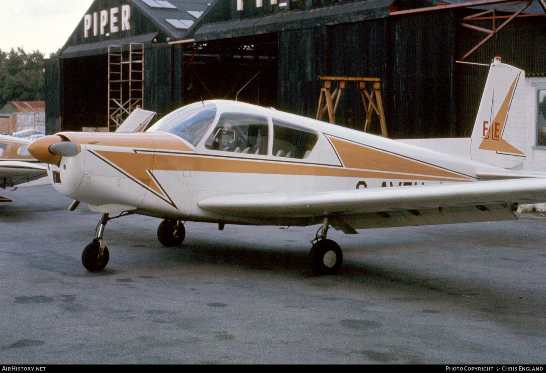 Aircraft Photo of G-AVEH | SIAI-Marchetti S-205-20R | AirHistory.net #385251