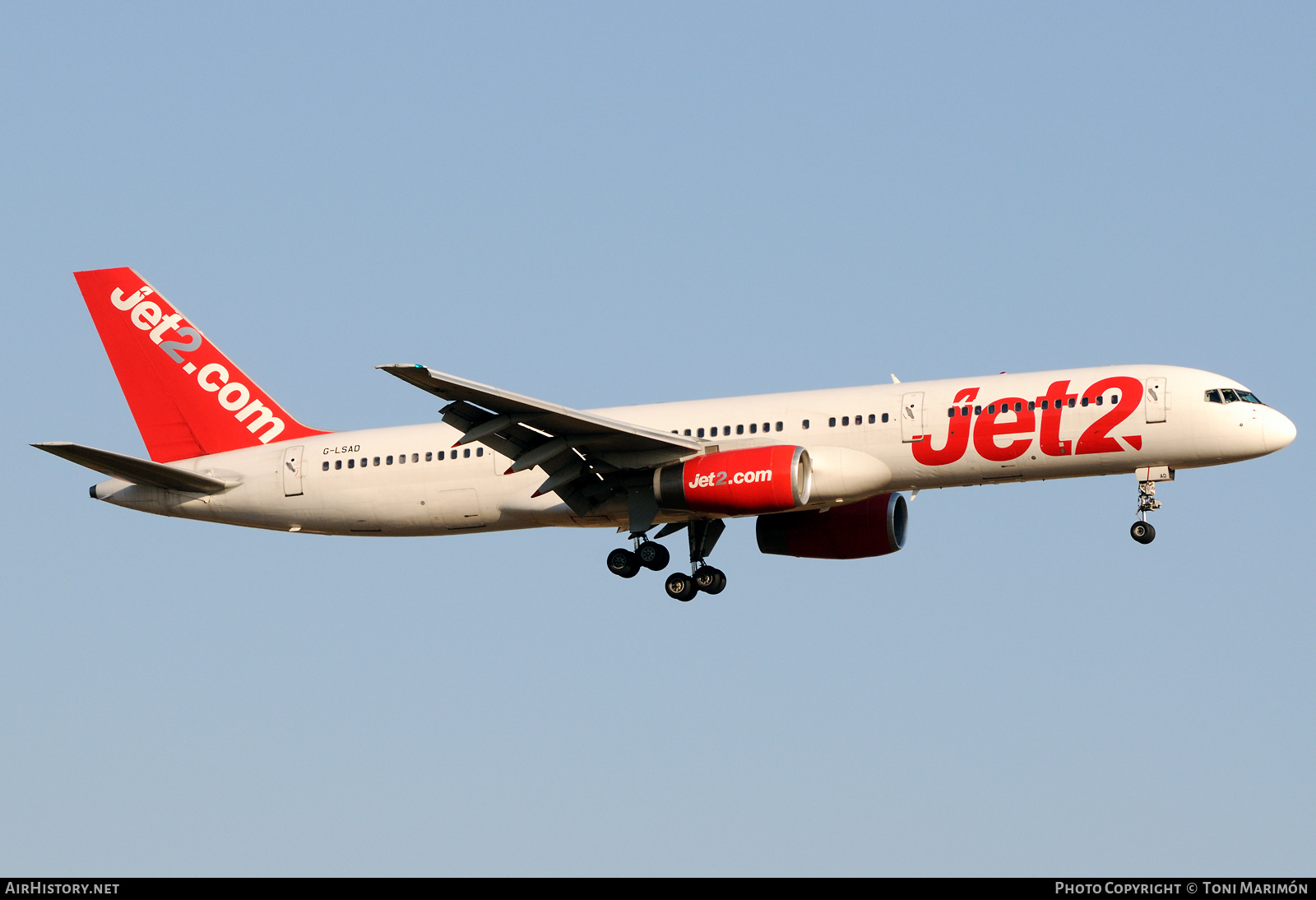 Aircraft Photo of G-LSAD | Boeing 757-236 | Jet2 | AirHistory.net #385265