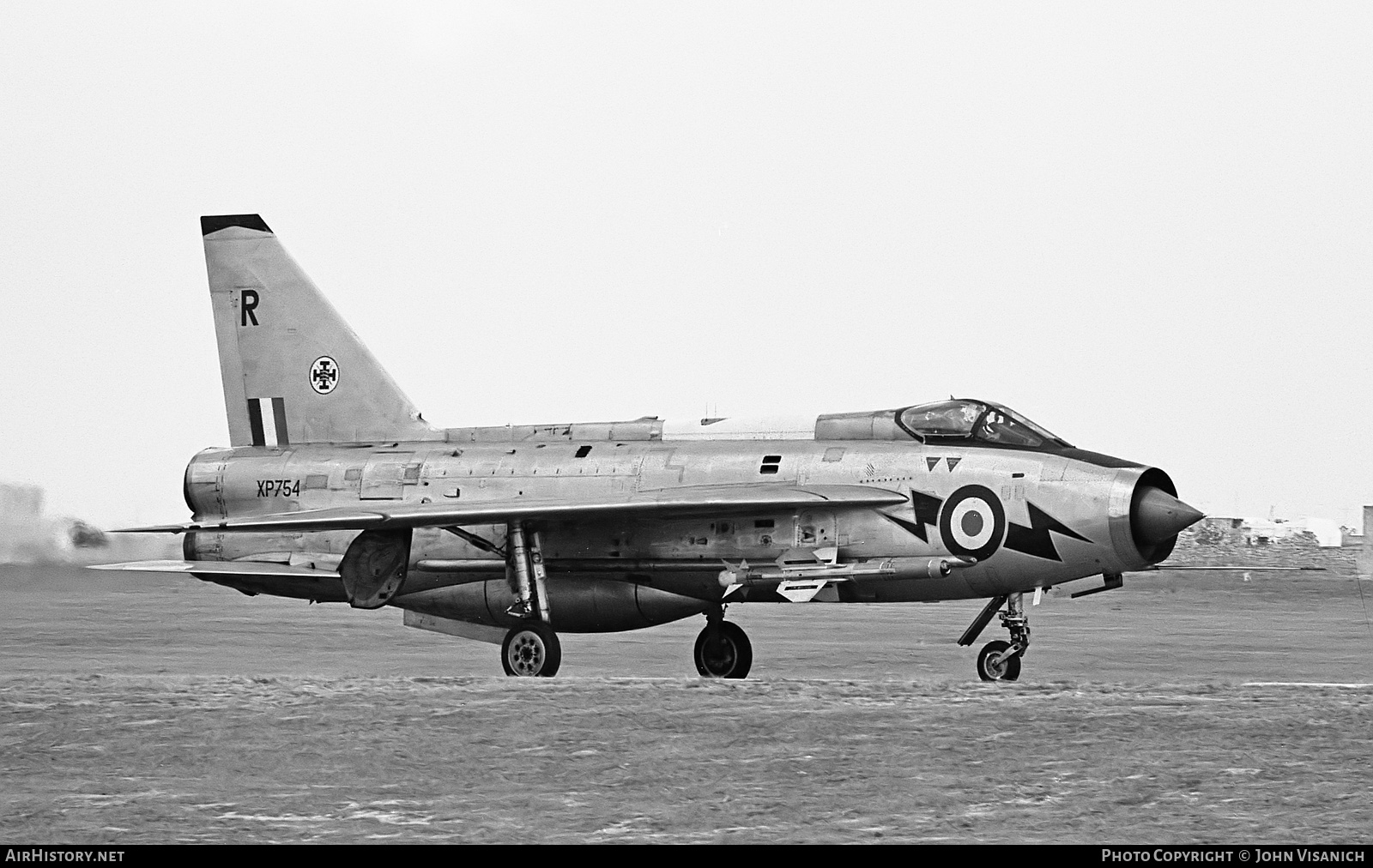Aircraft Photo of XP754 | English Electric Lightning F3 | UK - Air Force | AirHistory.net #385280