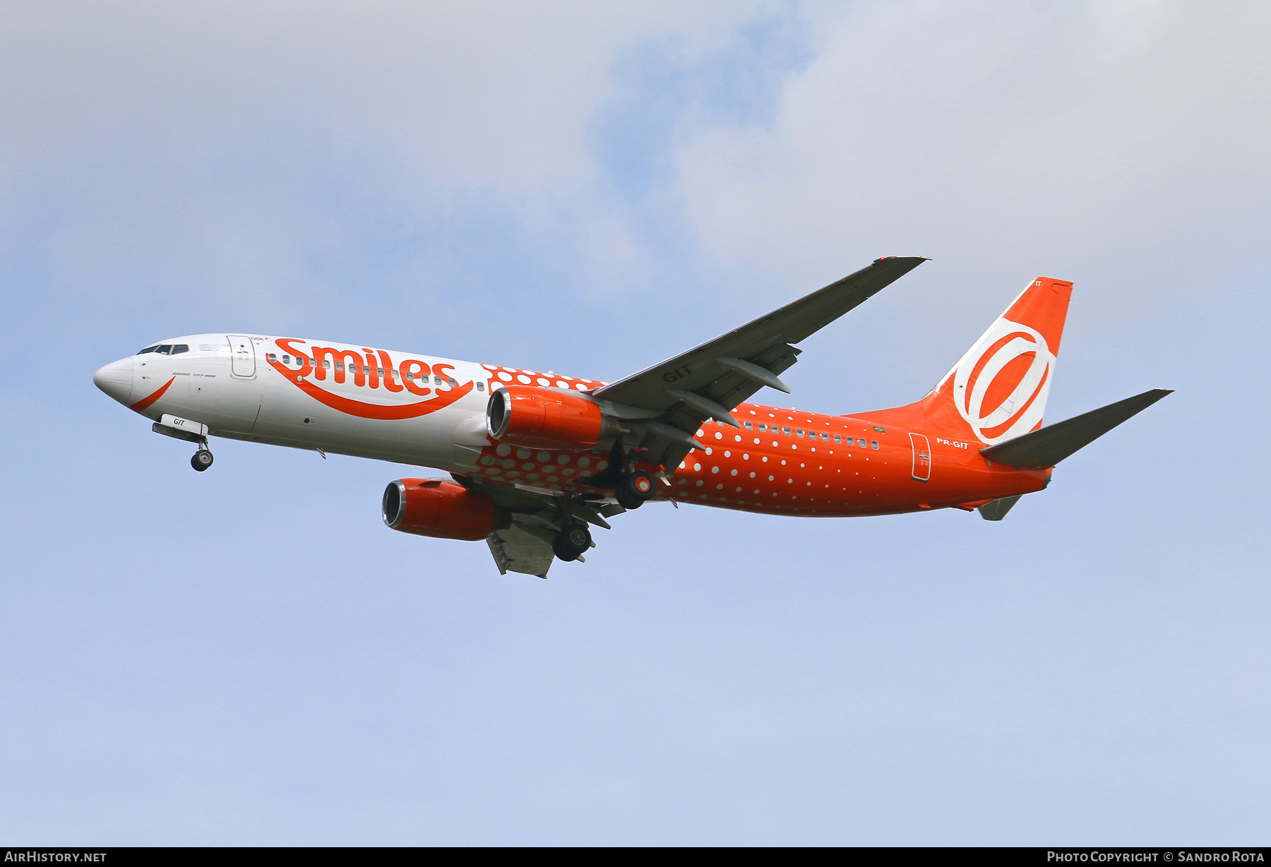 Aircraft Photo of PR-GIT | Boeing 737-809 | GOL Linhas Aéreas | AirHistory.net #385283