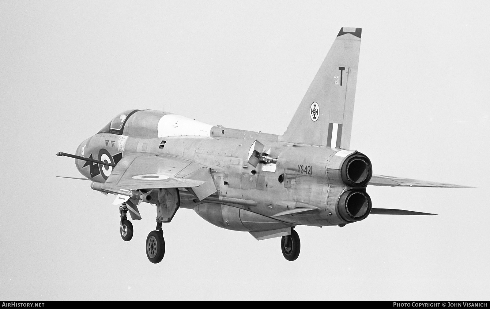 Aircraft Photo of XS421 | English Electric Lightning T5 | UK - Air Force | AirHistory.net #385298