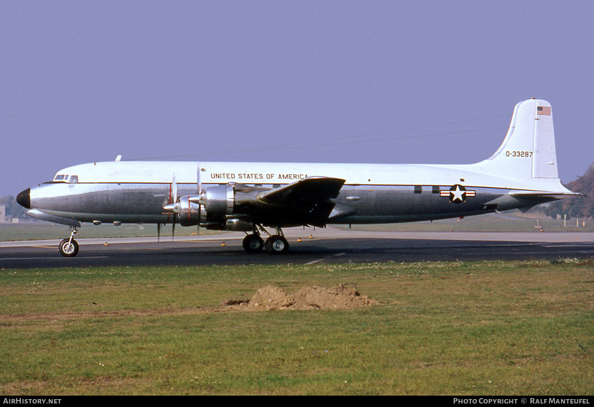 Aircraft Photo of 53-3287 / 0-33287 | Douglas C-118A Liftmaster (DC-6A) | USA - Air Force | AirHistory.net #385306