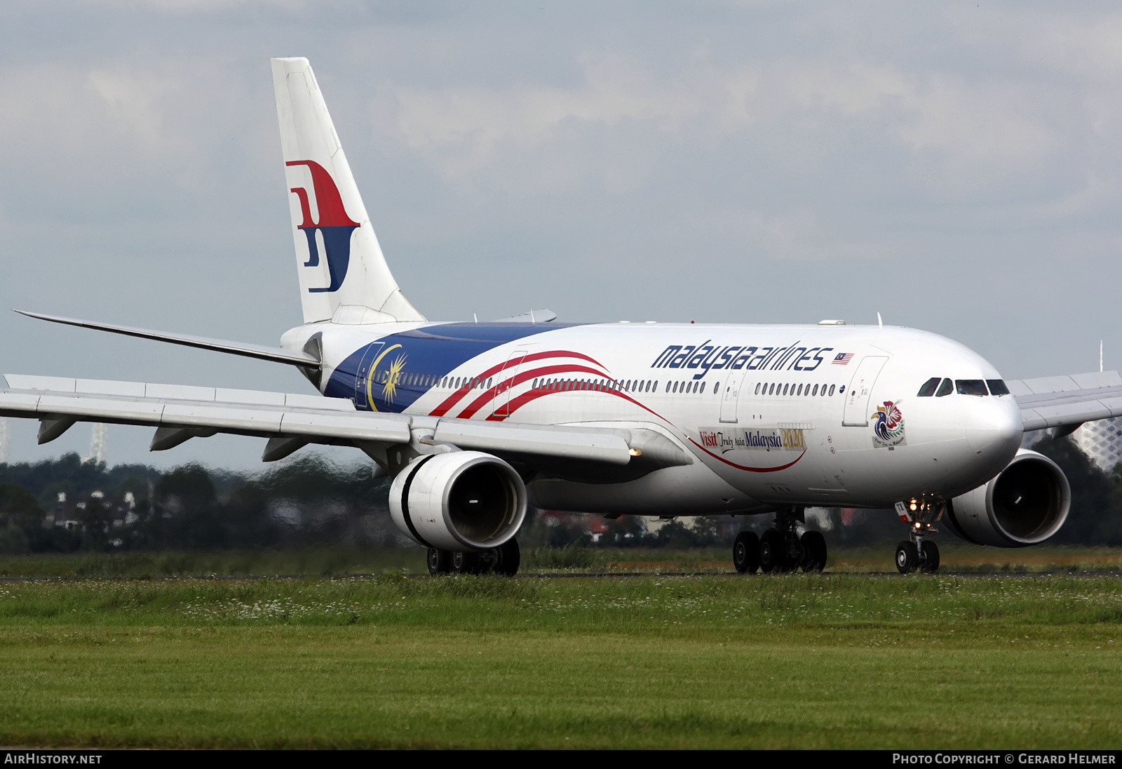 Aircraft Photo of 9M-MTX | Airbus A330-223 | Malaysia Airlines | AirHistory.net #385505